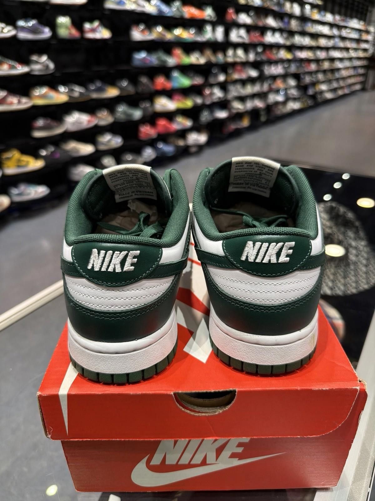 Nike Nike Dunk Low Michigan State Size 8.5 Preowned Authentic Size US 8.5 / EU 41-42 - 4 Thumbnail