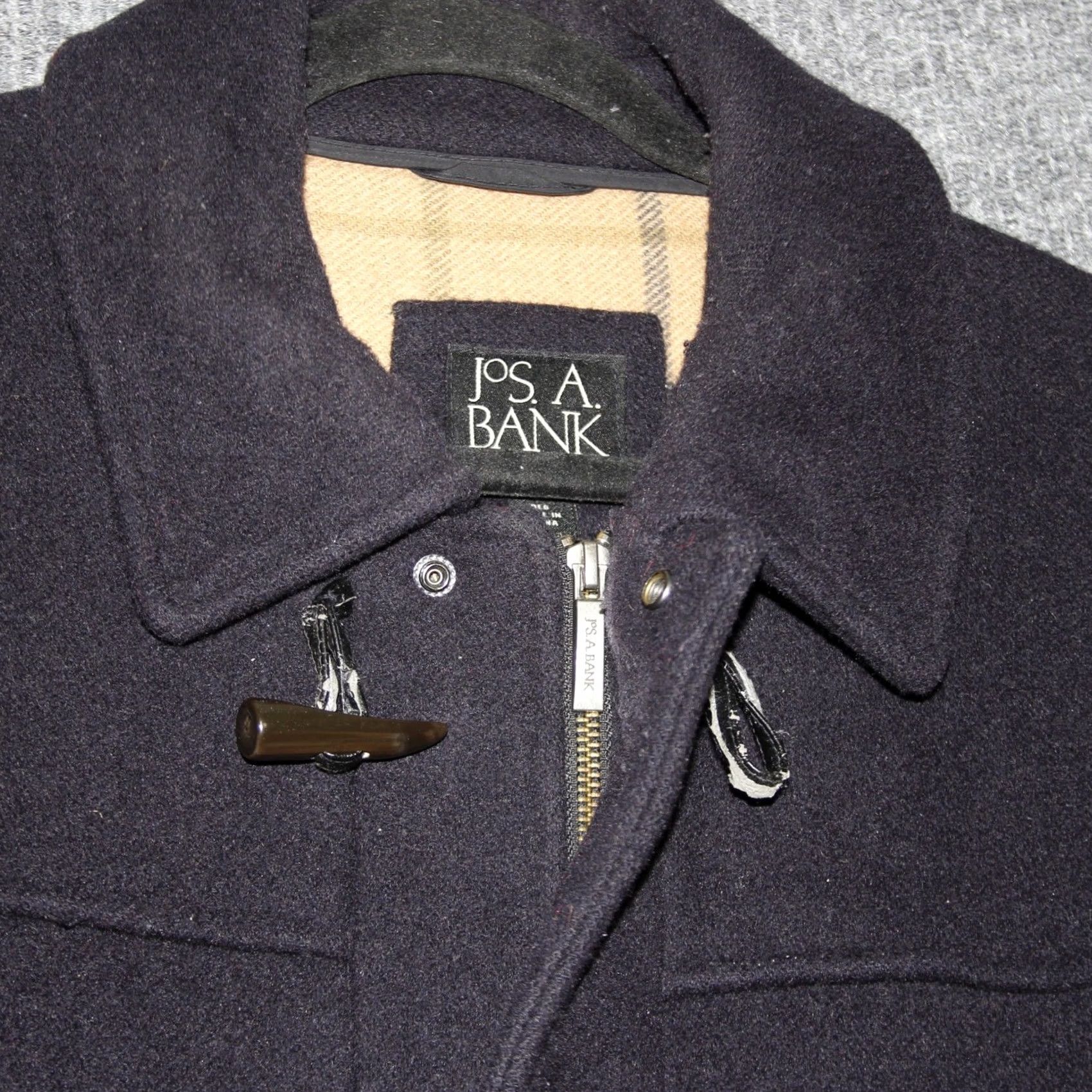 Vintage JOS A BANK Duffle Coat Mens L Navy Wool Blend Toggle Closure Pockets Lined Size US L / EU 52-54 / 3 - 7 Thumbnail