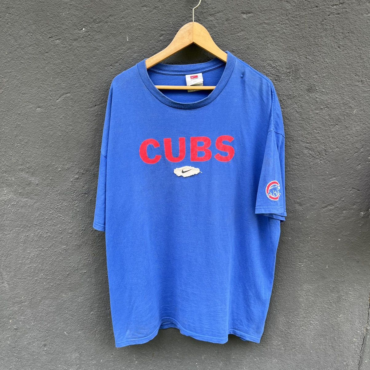 Nike Thrashed Faded Vintage Nike CUBS Tee Size US XXL / EU 58 / 5 - 1 Thumbnail