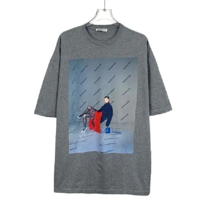 Balenciaga Balenciaga Balenciaga Gray Graphic Short Sleeve TShirt -25 Size US M / EU 48-50 / 2 - 1 Thumbnail