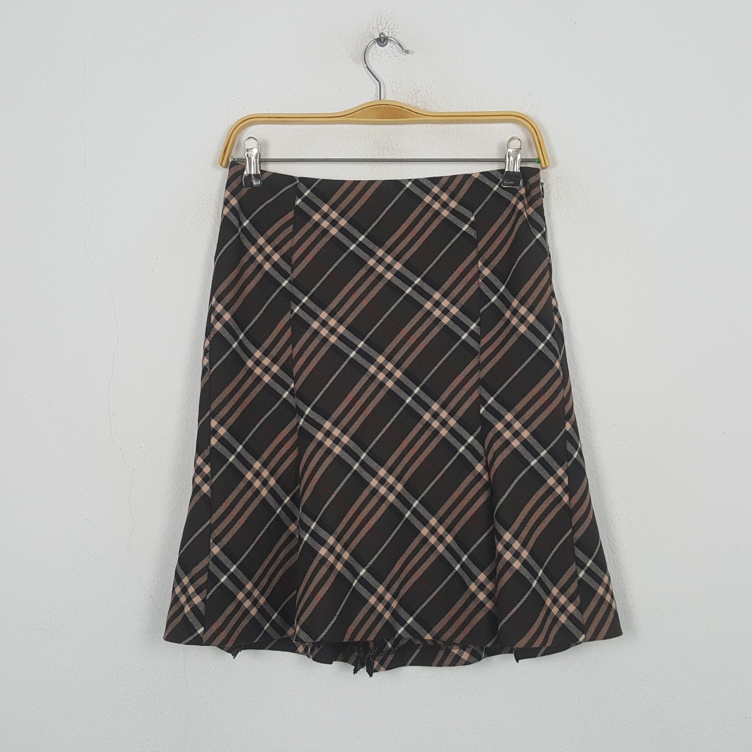 Burberry Vintage Burberry Blue Label Fashion Brand Skirts RR28 Size 27" / US 4 / IT 40 - 3 Thumbnail