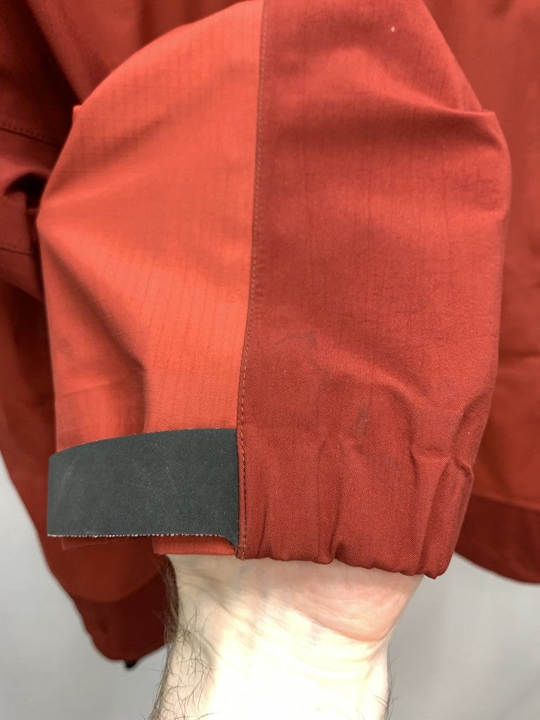 Arc'teryx ARCTERYX Theta SV Vintage 2004 Gore Tex XCR Jacket Size S / US 4 / IT 40 - 4 Thumbnail