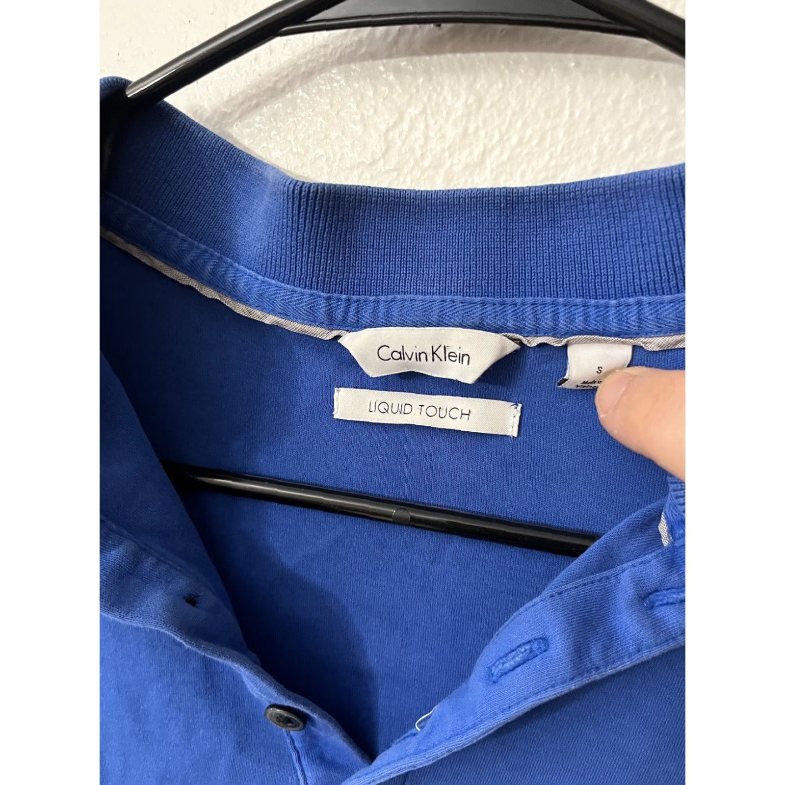 Calvin Klein Calvin Klein Polo Shirt Short Sleeve Blue Striped Mens Sz Small Liquid Touch Polo Shirt Blue Striped Mens Calv in Klein Size US S / EU 44-46 / 1 - 3 Thumbnail
