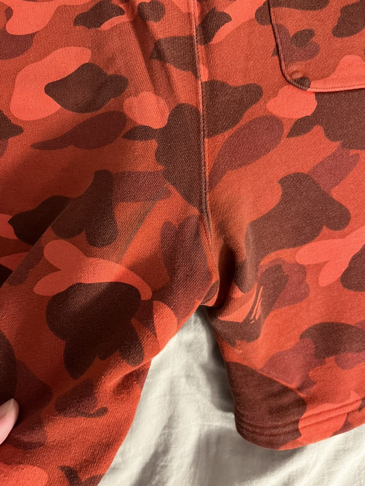 Bape Bape red shark shorts Size US 30 / EU 46 - 14 Thumbnail
