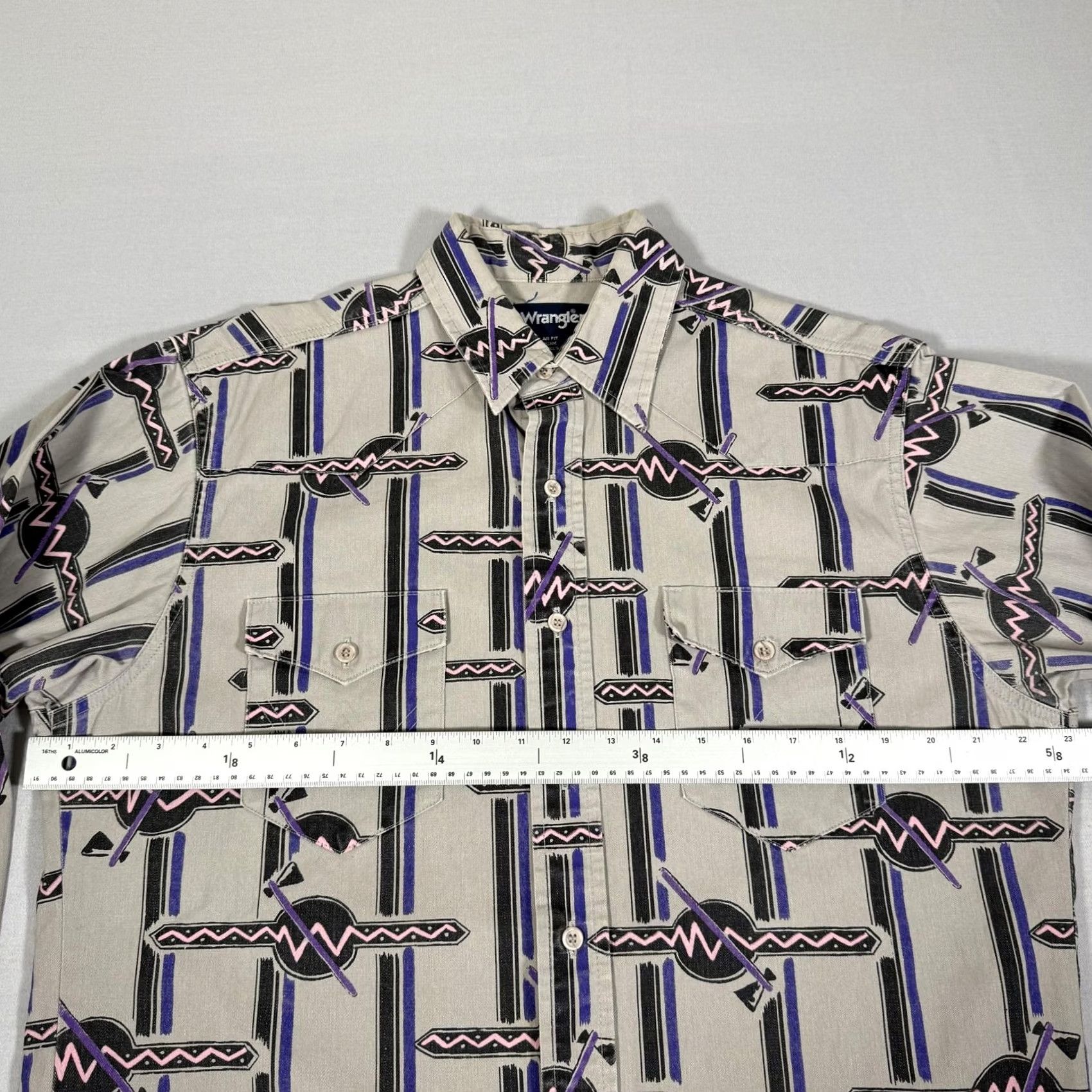 Wrangler VINTAGE Wrangler Shirt Mens Large Gray Brushpopper Aztec Western Cowboy 90s Work Shirt Mens Large Gray Brushpopper Aztec Western Cowboy 90s Work Size US L / EU 52-54 / 3 - 7 Thumbnail