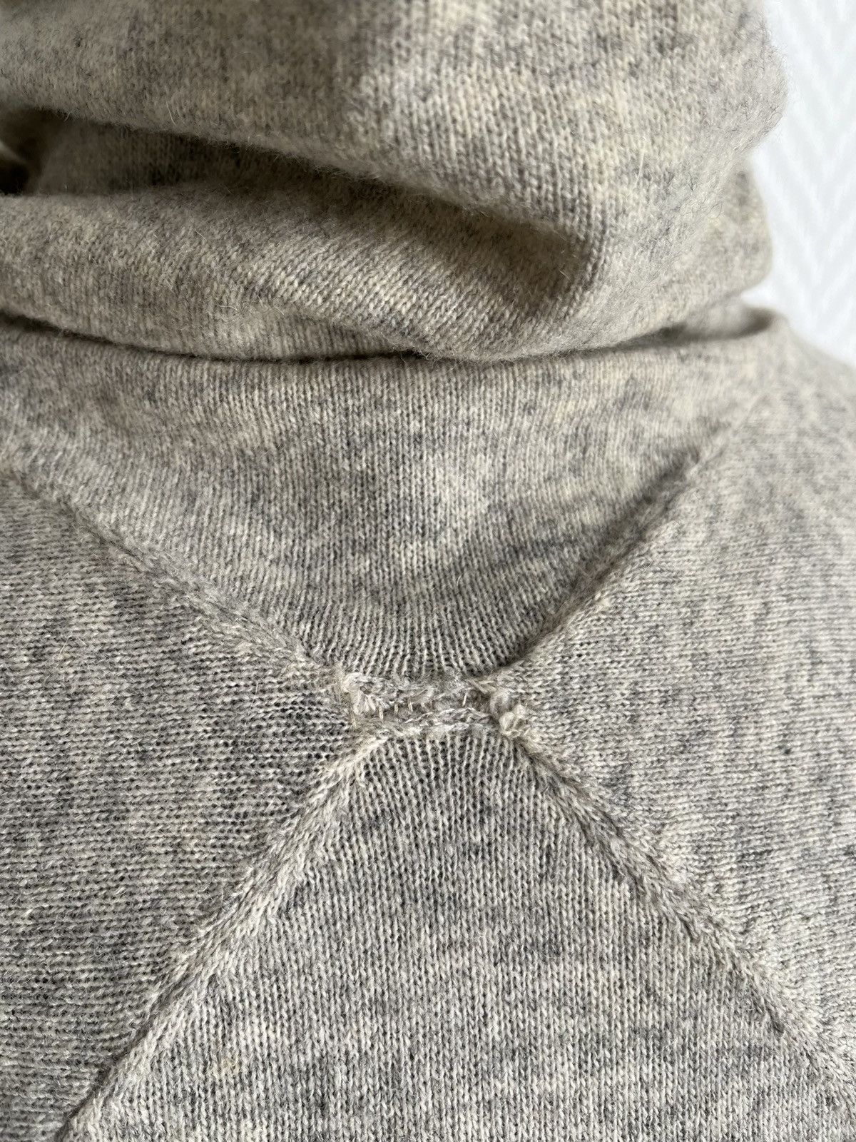 Maison Margiela AW2001 Oversized Neck Miss Deanna Knit Size S / US 4 / IT 40 - 10 Thumbnail