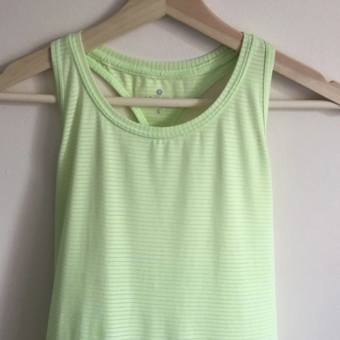 Athleta ATHLETA Neon Lime Green Ribbed Striped Workout Tank Top Size S / US 4 / IT 40 - 3 Thumbnail