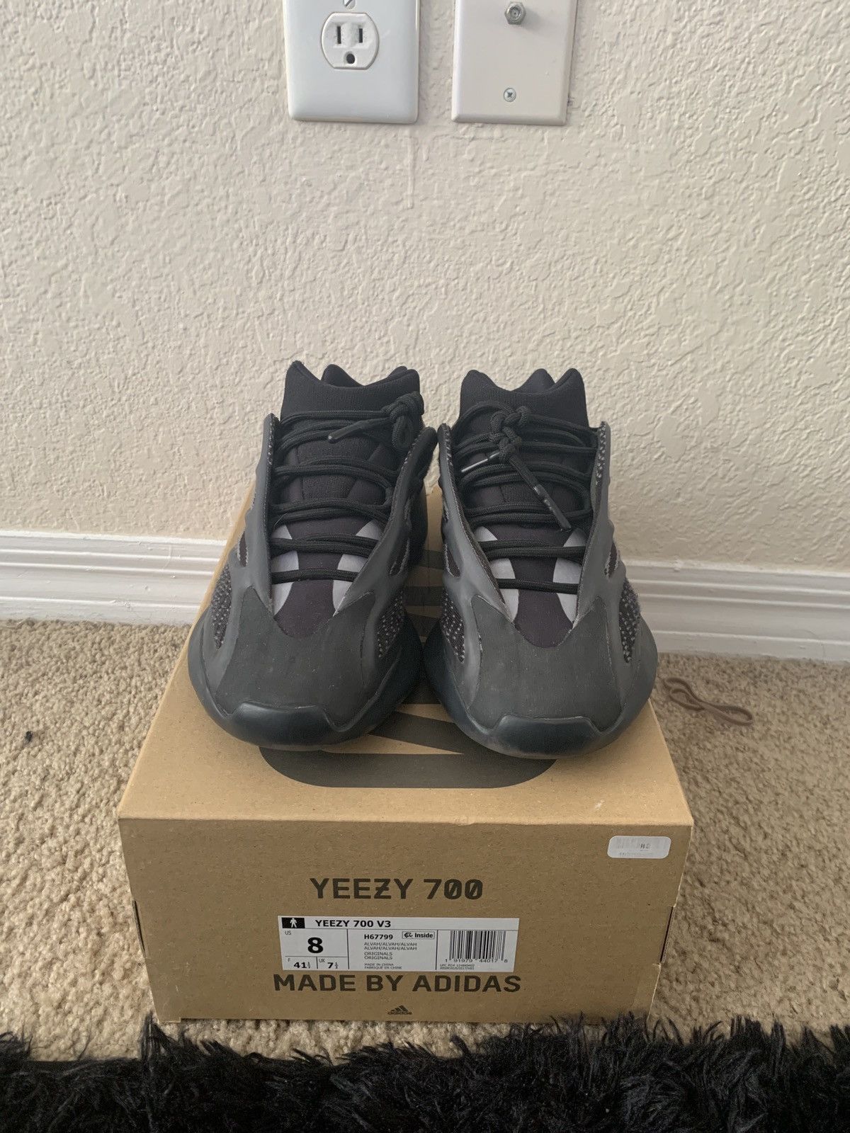 Adidas Yeezy 700 ALVAH size 8 Size US 8 / EU 41 - 3 Thumbnail
