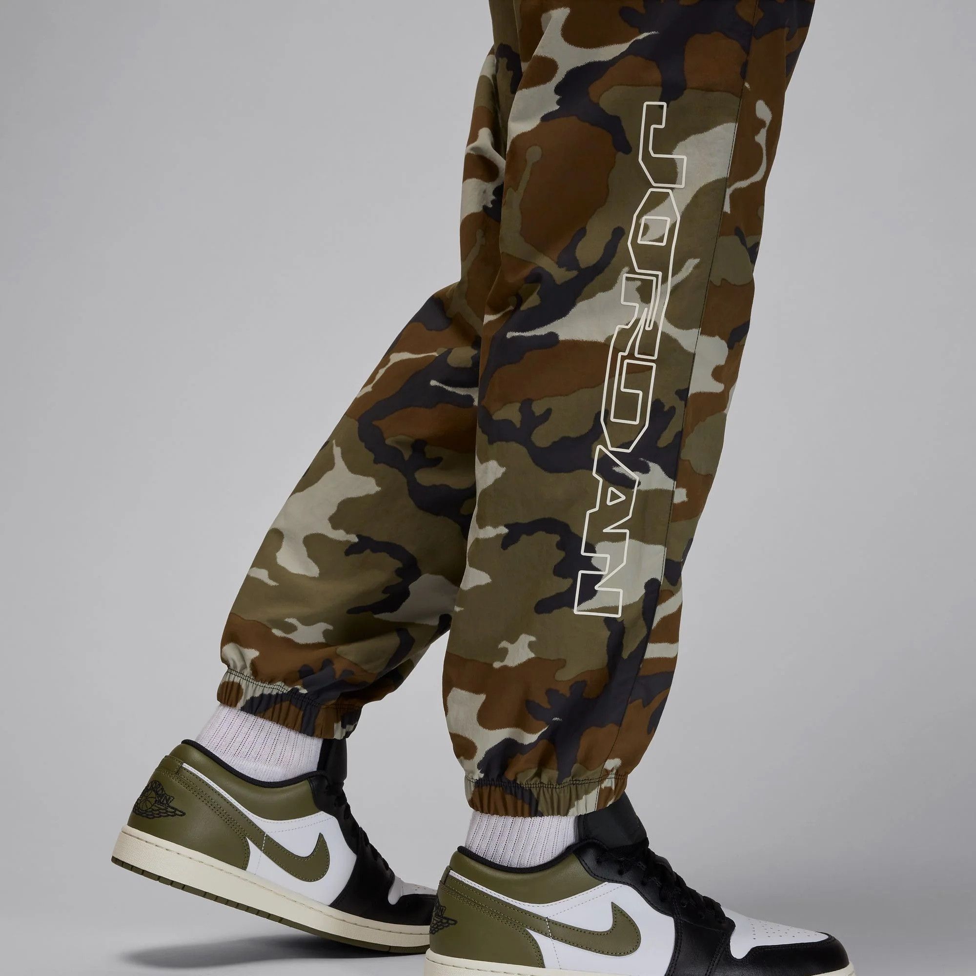 Nike Nike Jordan MVP Men's Camo Pants Size US 33 - 6 Thumbnail