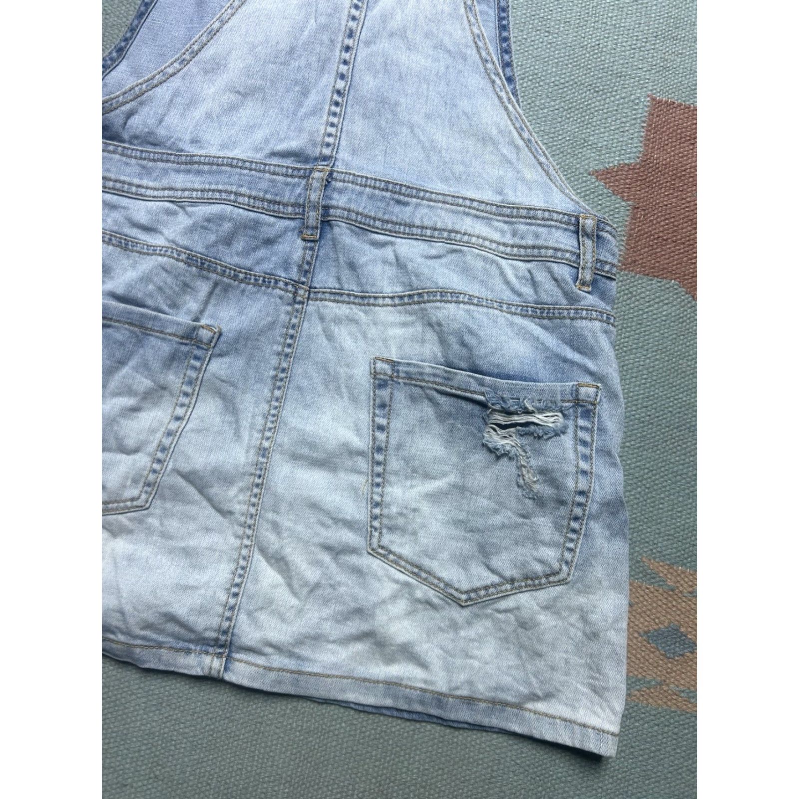 Forever 21 FOREVER 21 denim shortalls overalls skirt distressed dress jumper women’s M blue denim skirt one-piece Size M / US 6-8 / IT 42-44 - 7 Thumbnail