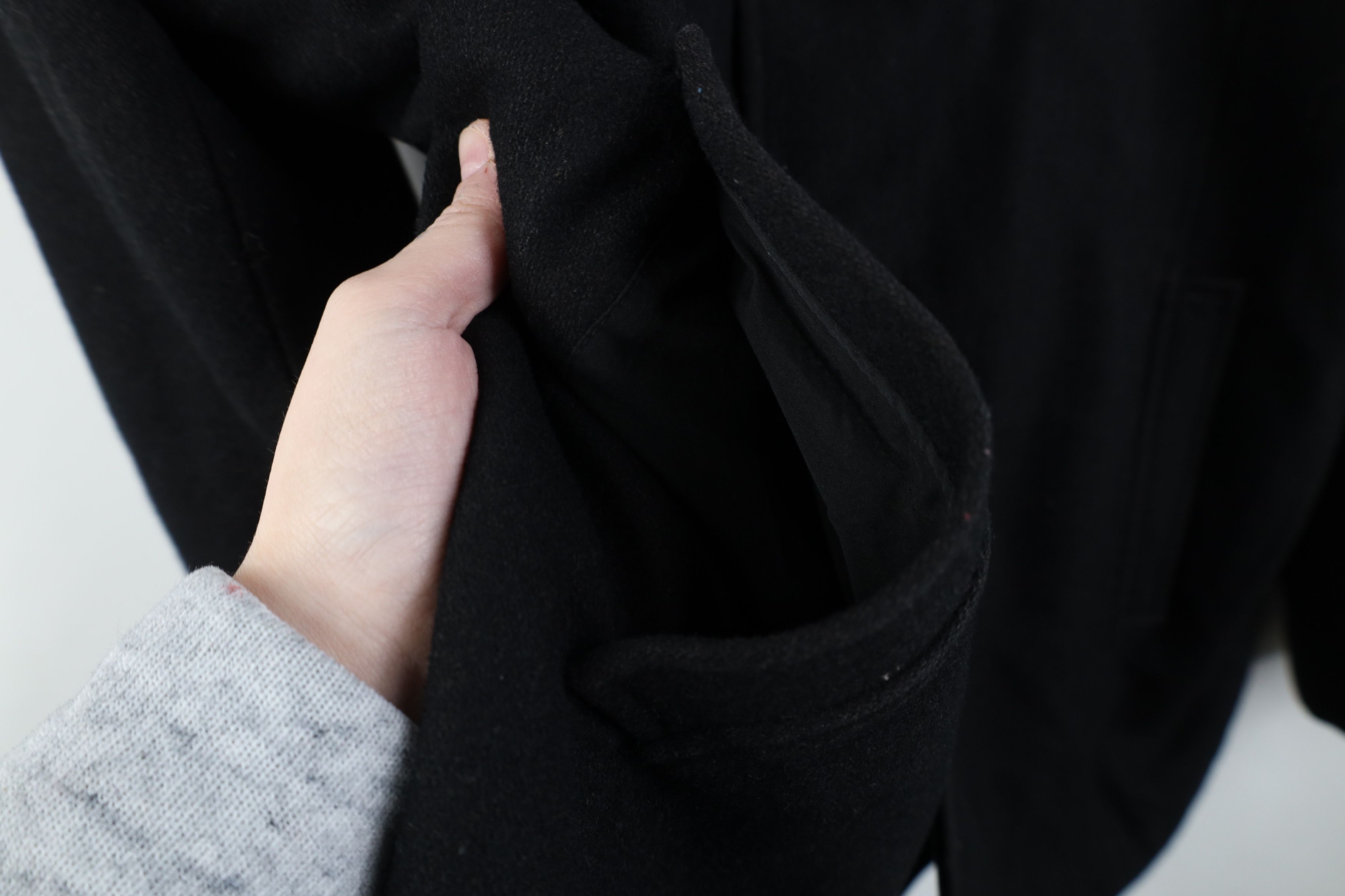Guess Vintage Y2K Guess Wool Blend Button Peacoat Jacket Black Size US L / EU 52-54 / 3 - 8 Thumbnail