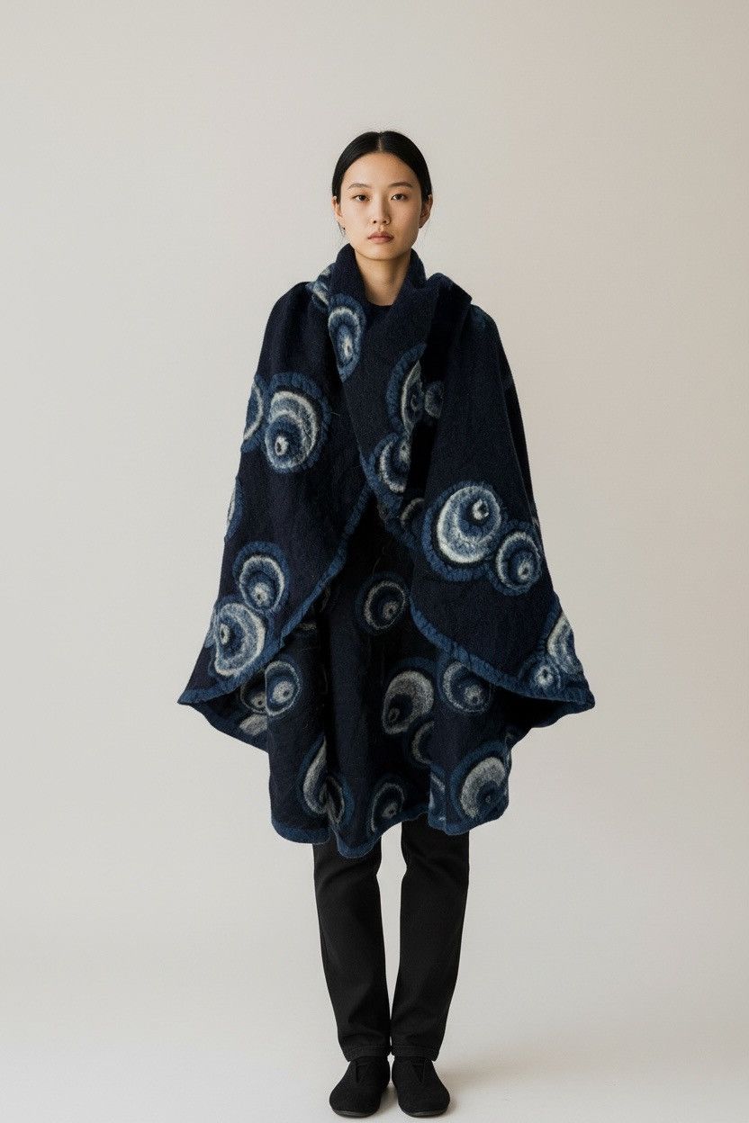 Share Spirit Homme JAPAN ART PONCHO STYLE FREE SIZE BUTTON LESS ACHA Size US M / EU 48-50 / 2 - 1 Thumbnail