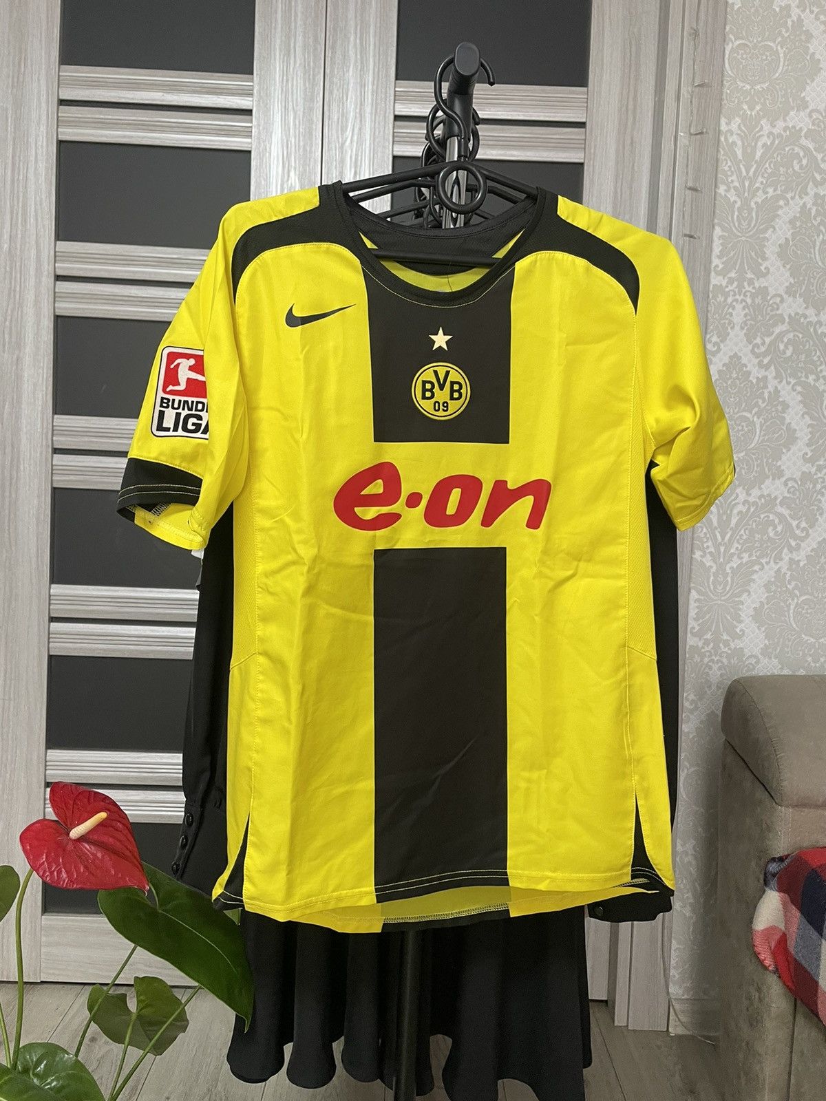 Nike × Vintage Nike Borussia Dortmund Rosicky 10 2005/2006 Vintage Jersey Size US S / EU 44-46 / 1 - 1 Thumbnail