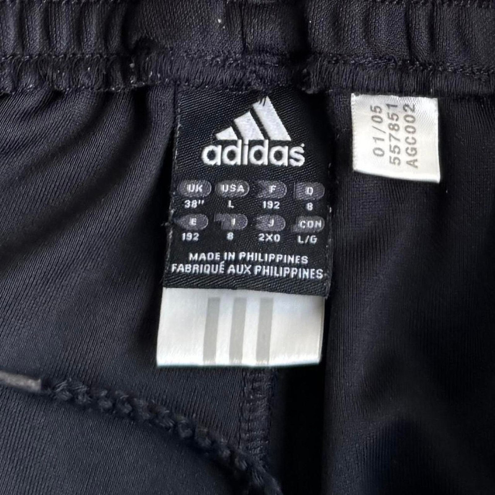 Adidas × Vintage Adidas Tonal Black Essential Technical Sweatpants Size US 36 / EU 52 - 4 Thumbnail