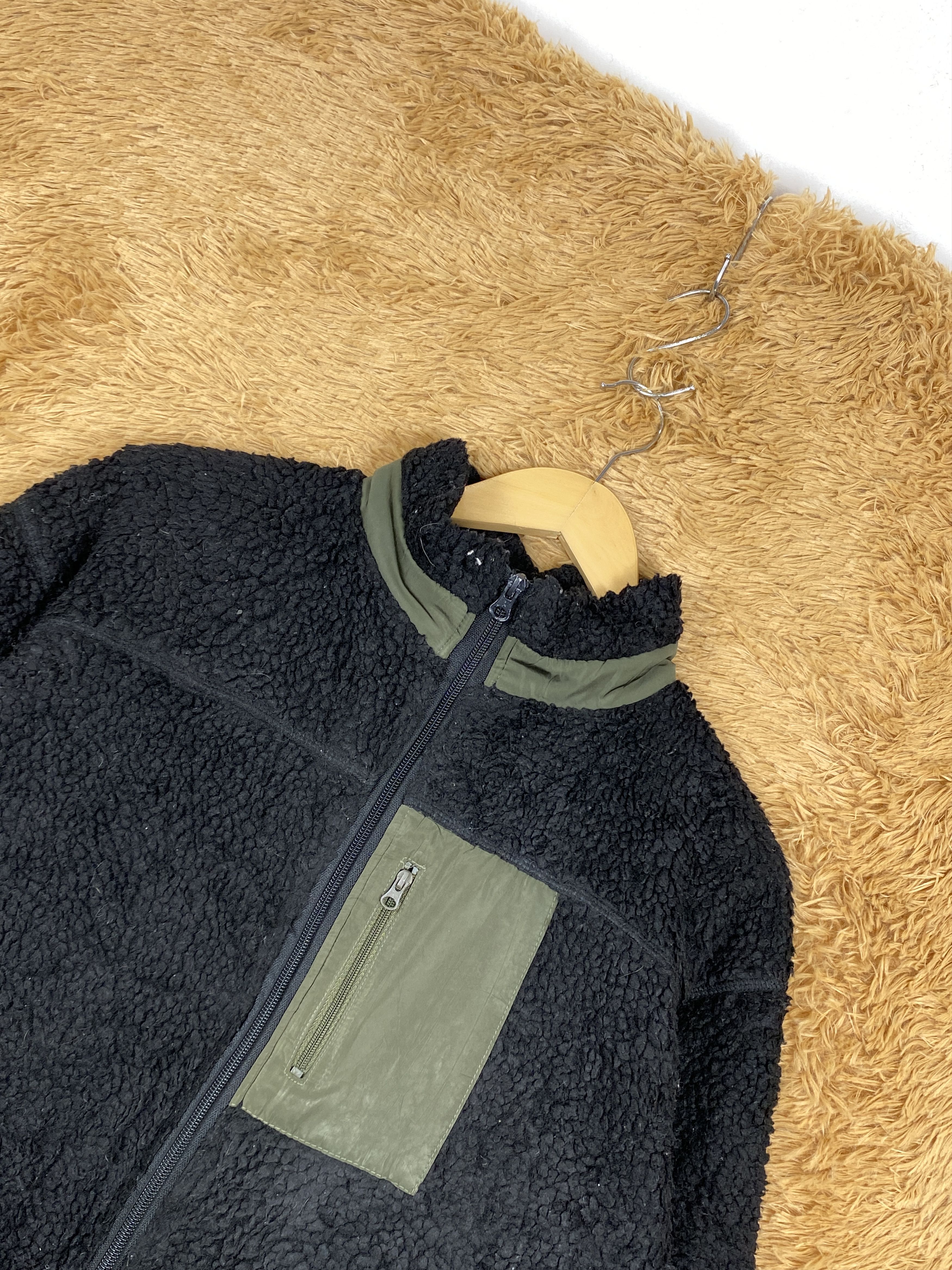 Japanese Brand Vintage Riche Glamour Sherpa Jacket J1794 Size US S / EU 44-46 / 1 - 2 Thumbnail