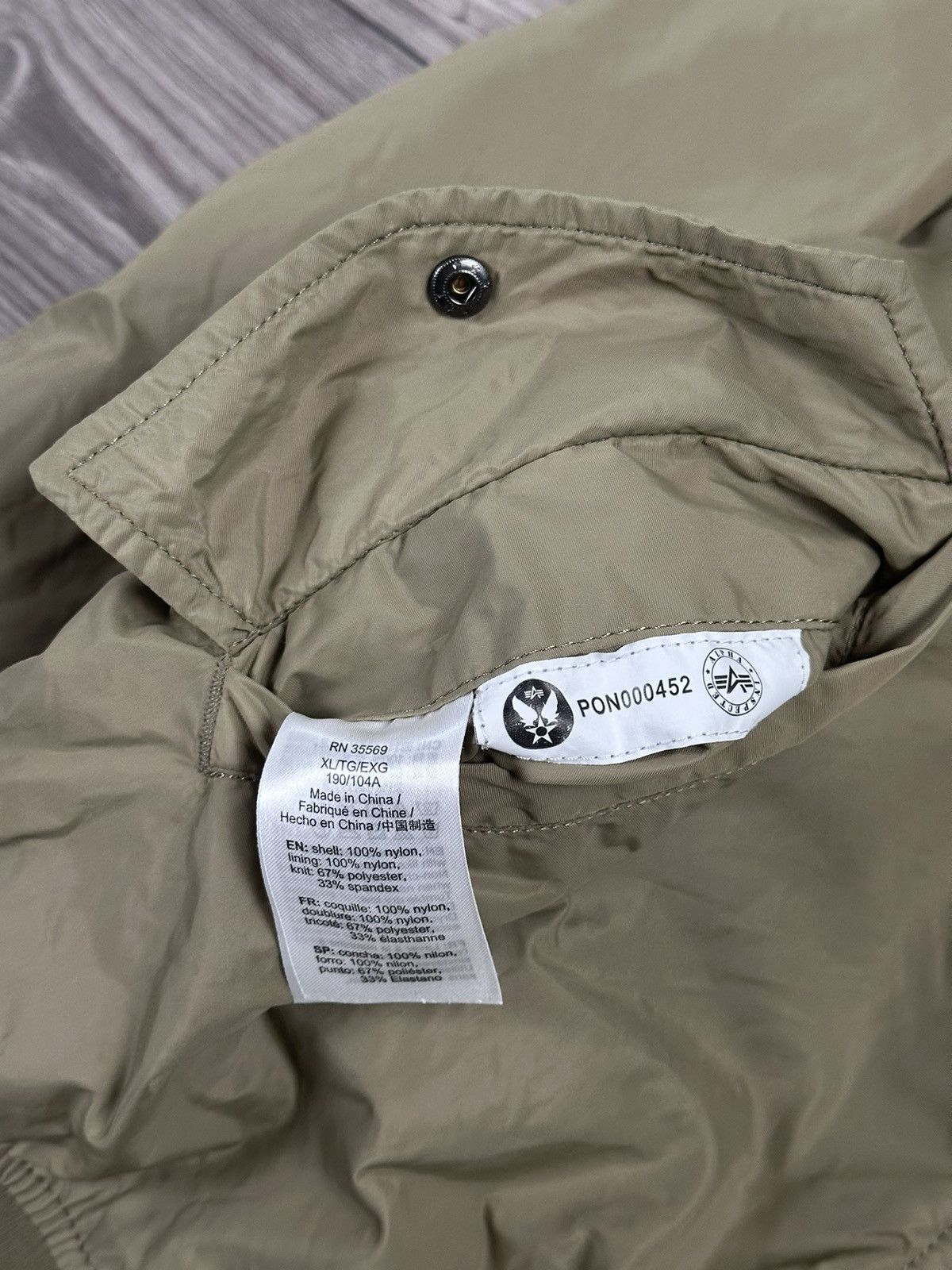 Alpha Industries Reversible Alpha Industries Bomber Jacket Size US XL / EU 56 / 4 - 7 Thumbnail
