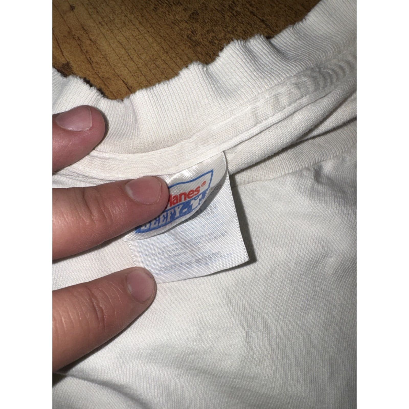 Vintage VINTAGE Dolphin T-Shirt Mens XL White 23X27 Distressed Y2K Dolphin White T-Shirt 23X27 LX? Size US XL / EU 56 / 4 - 7 Thumbnail
