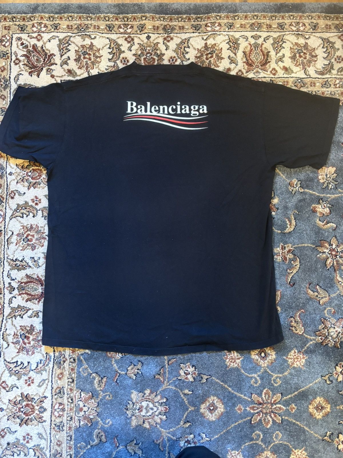 Balenciaga BALENCIAGA CAMPAIGN TSHIRT Size US XL / EU 56 / 4 - 2 Thumbnail