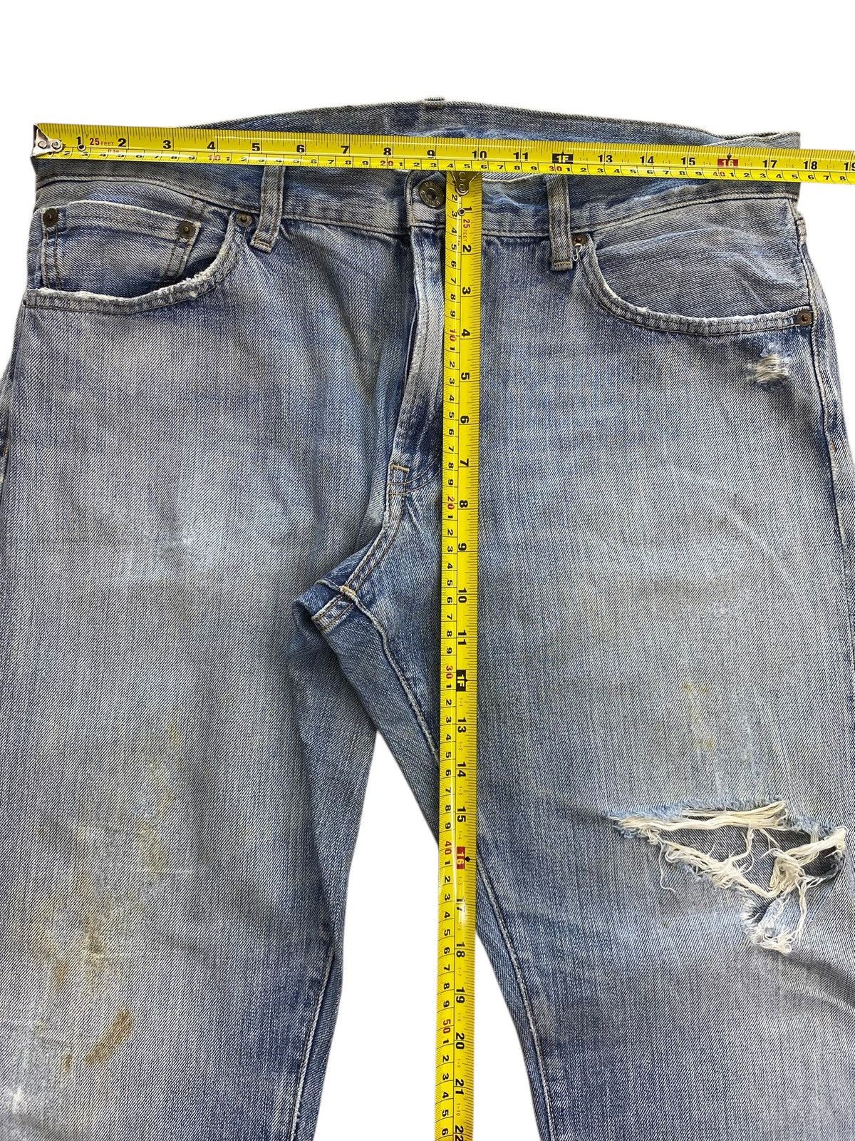 Uniqlo Uniqlo Light Wash Ripped Style Baggy Jeans Size US 36 / EU 52 - 6 Thumbnail