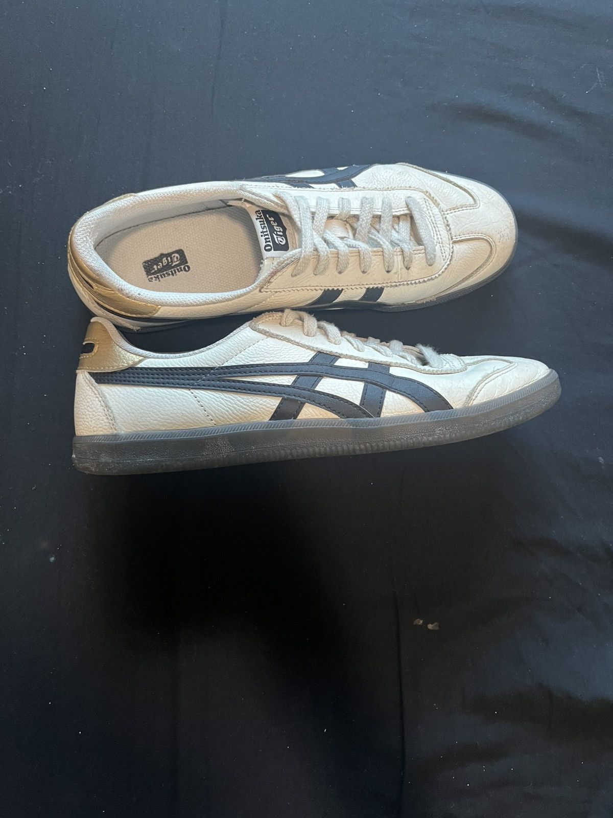Onitsuka Tokuten shoe