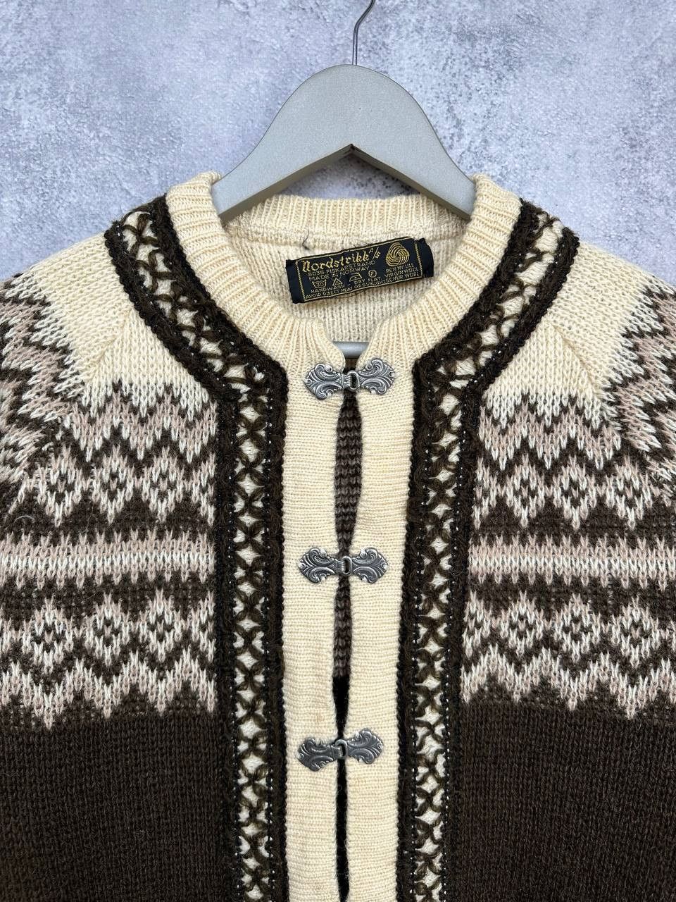 Vintage Nordstrikk Norway Wool Cardigan Pewter Clasp Nordic Isle Size M / US 6-8 / IT 42-44 - 4 Thumbnail