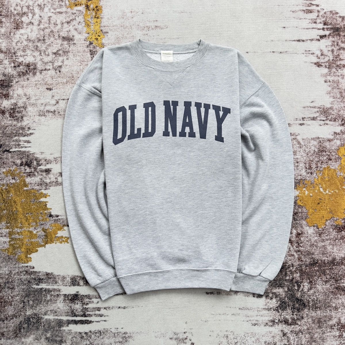 Old Navy OLD NAVY ESSENTIAL CREW NECK SWEATSHIRT Size US L / EU 52-54 / 3 - 1 Thumbnail