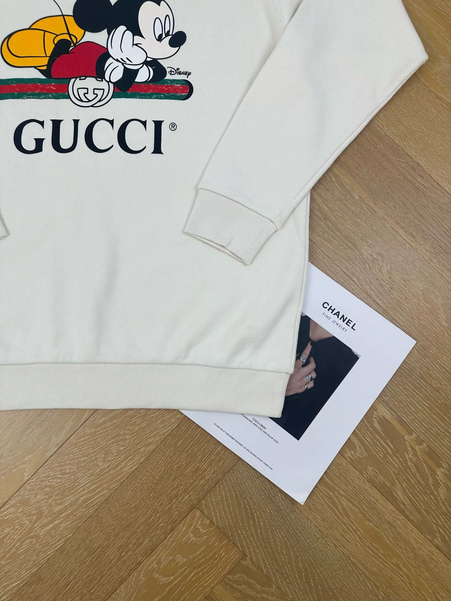 Gucci GUCCI x Disney Mickey Mouse white unisex crewneck sweatshirt Size L / US 10 / IT 46 - 3 Thumbnail