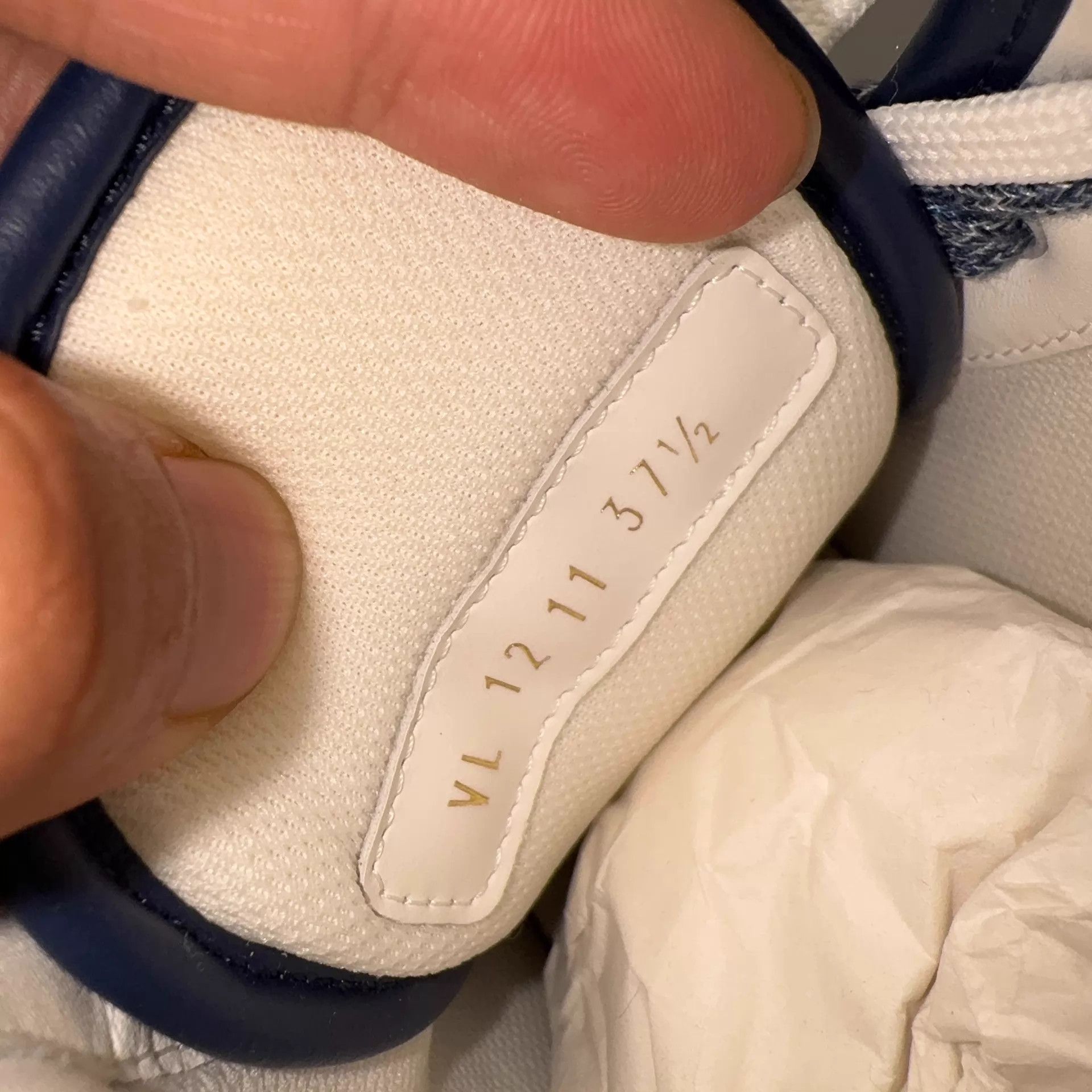 Louis Vuitton LOUIS VUITTON Squad Boot Monogram White/Blue 37.5 Size US 7 / IT 37 - 5 Thumbnail