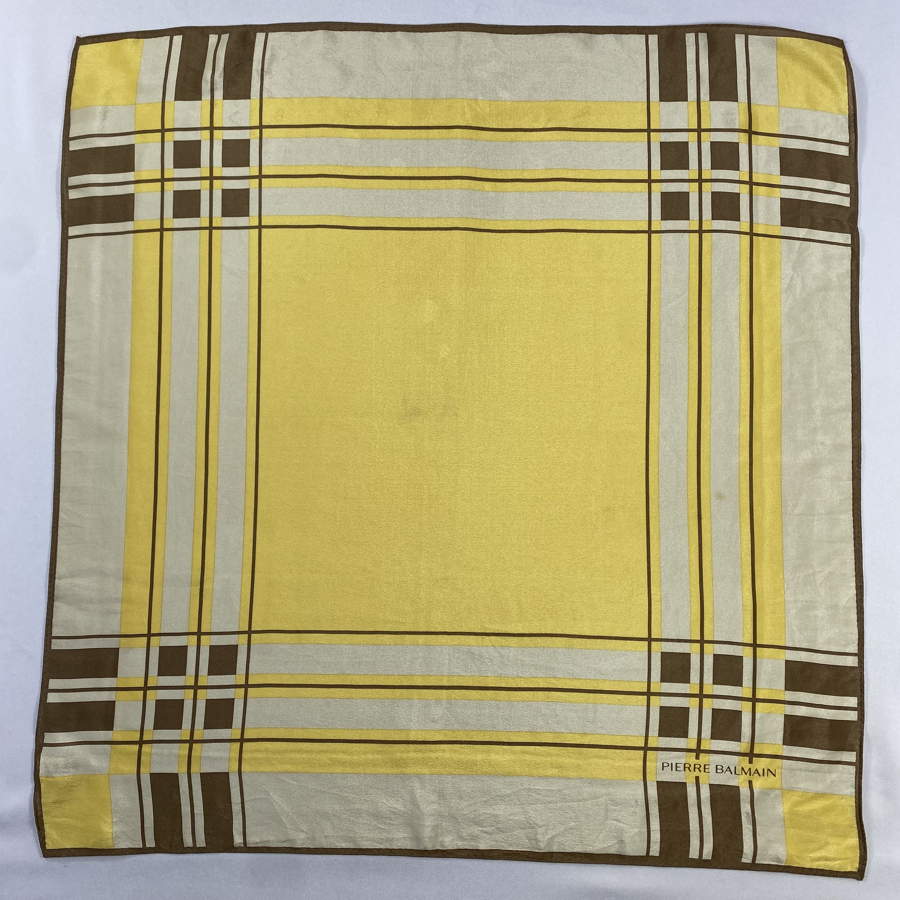 Pierre Balmain × Vintage Pierre Balmain Bandana/ Handkerchief / Neckerchief-P1735 Size ONE SIZE - 1 Thumbnail