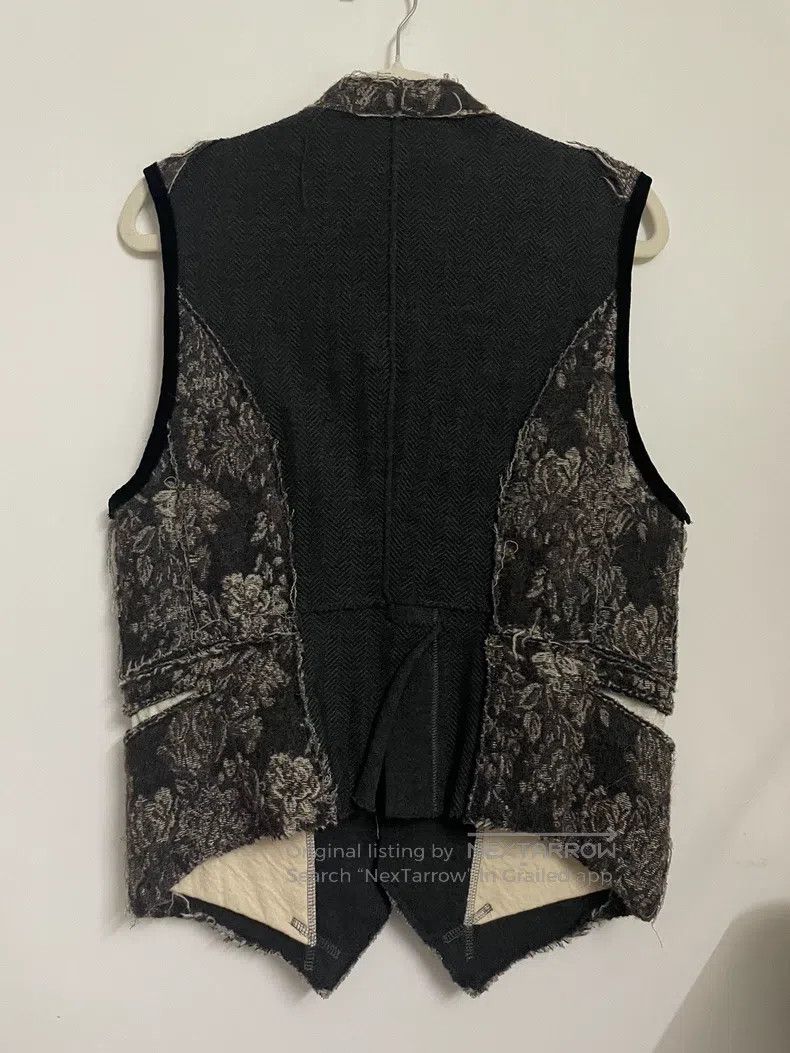 Takahiromiyashita The Soloist. Takahiromiyashita The Soloist. 13aw jacquad vest Size US S / EU 44-46 / 1 - 2 Thumbnail