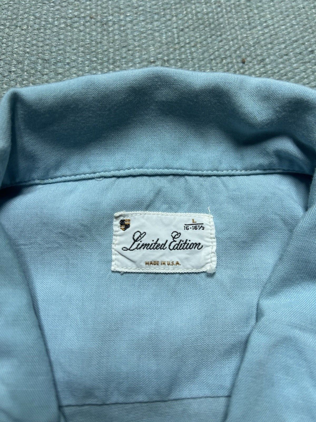 Vintage Vtg 1950s button shirt loop collar rayon light blue large Size US L / EU 52-54 / 3 - 9 Thumbnail
