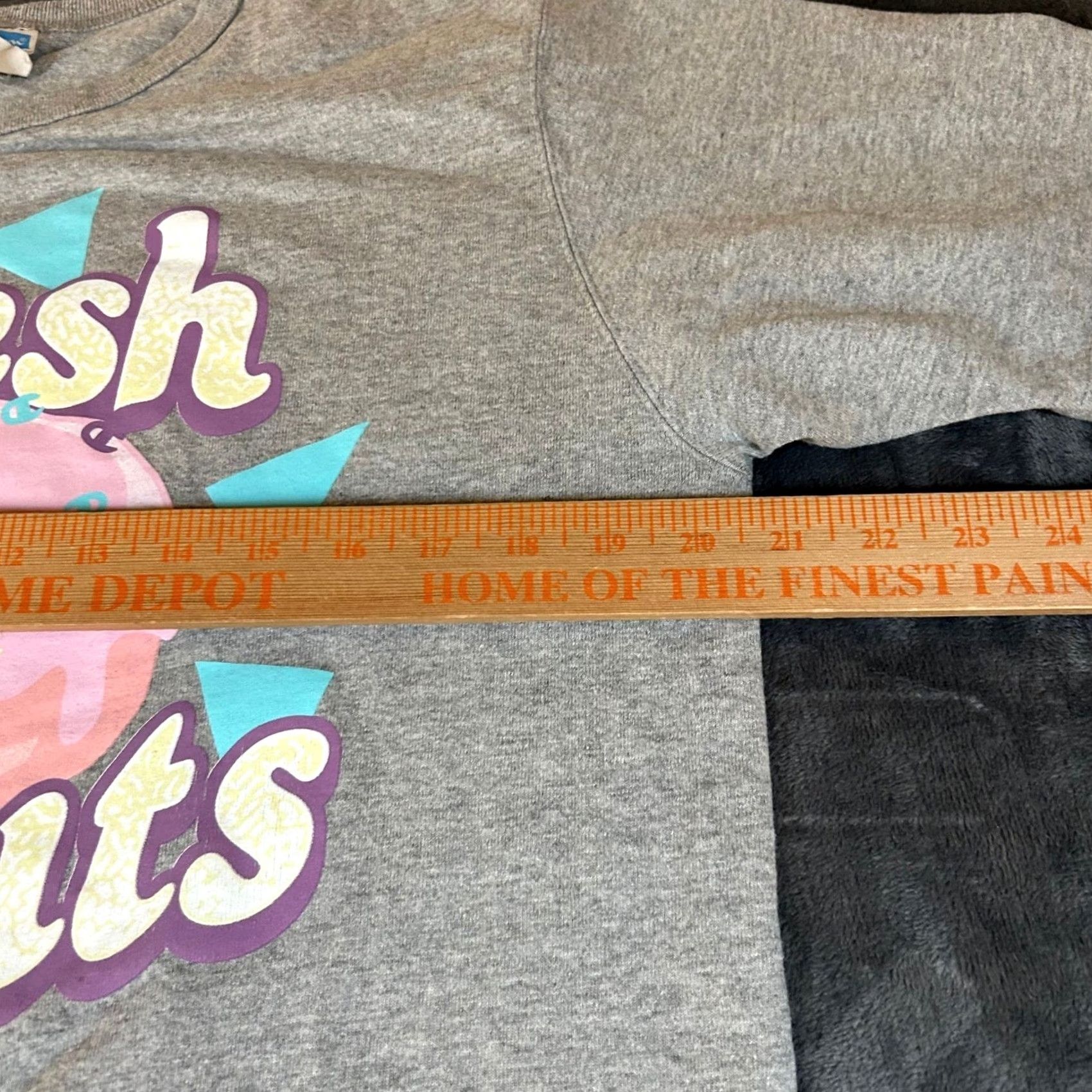 Champion Champion Donuts T Shirt Mens Large Gray Graphic Short Sleeve Tee Size US L / EU 52-54 / 3 - 6 Thumbnail