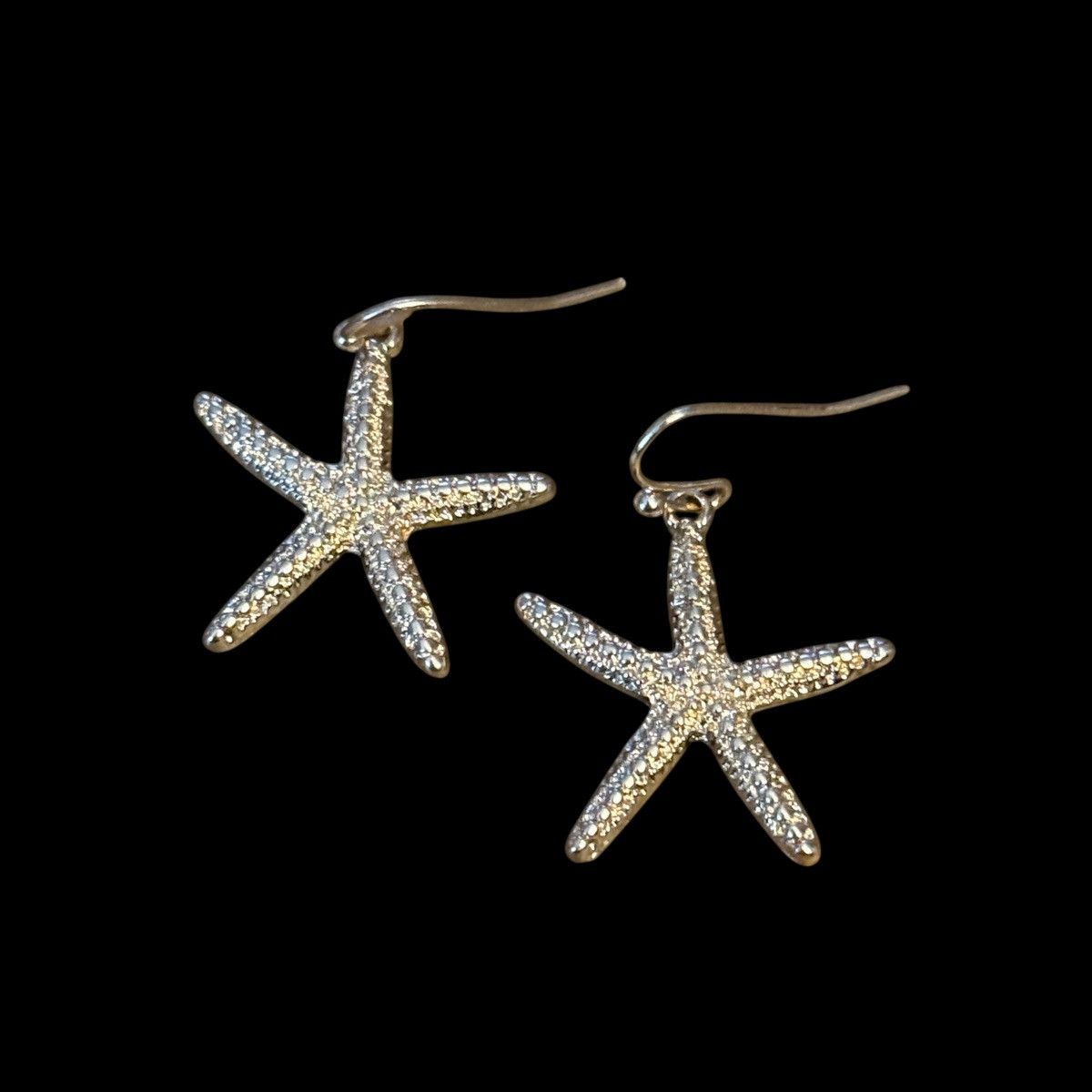 Other Gold tone textured starfish dangle earrings Size ONE SIZE - 1 Thumbnail