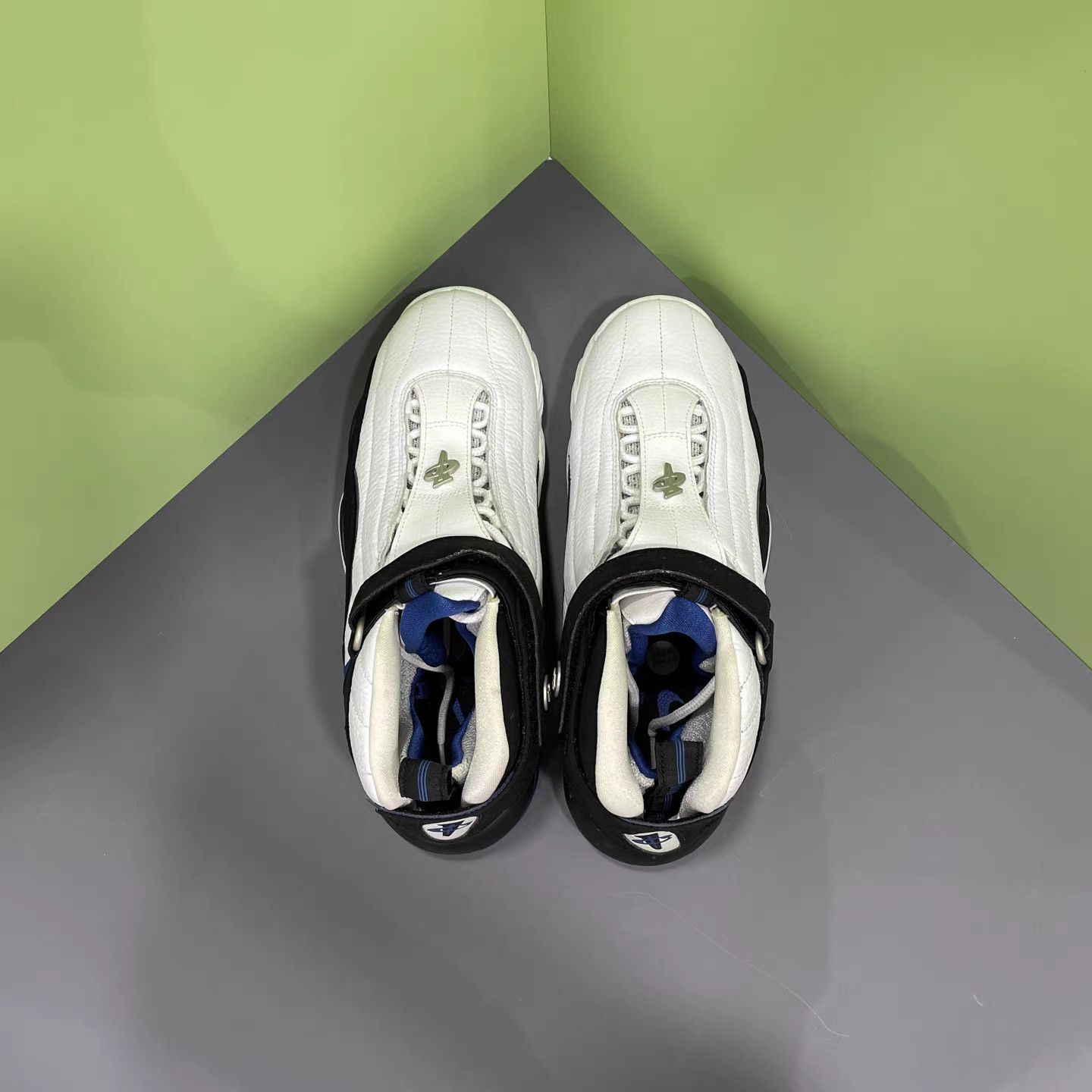 Nike Nike Air Penny 4 Basketball Shoes (Penny Hardaway) K15 Size US 9.5 / EU 42-43 - 7 Thumbnail