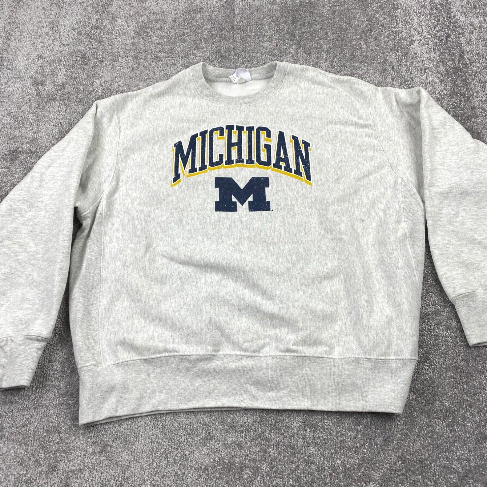 image of Champion Reverse Weave Michigan Knit Sweatshirt Men's Size 2Xl Gray Long Sleeve in White