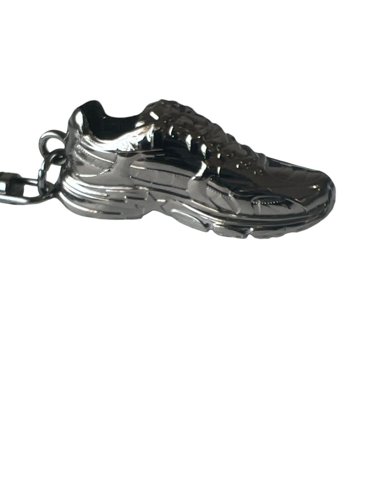 Bape 🎁 BAPE BAPESTA SNEAKER KEY RING CHAIN - A Bathing Ape RARE Size ONE SIZE - 4 Thumbnail