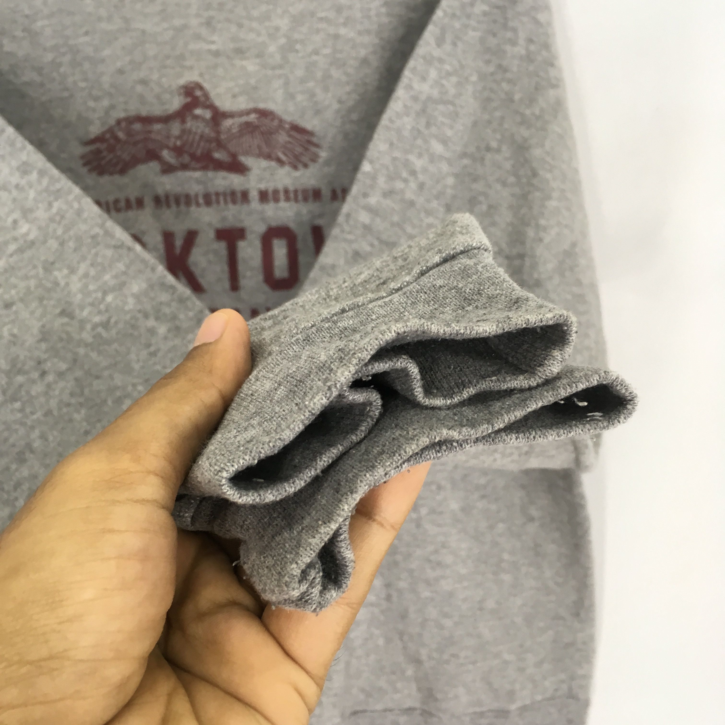 Jerzees vintage sweatshirt gray yorktown virginia - 360 Size US M / EU 48-50 / 2 - 11 Thumbnail
