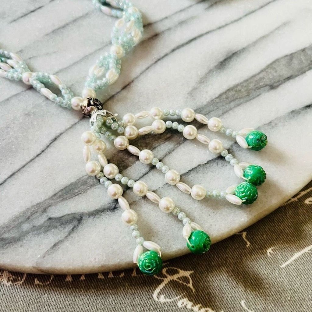 Vintage Vintage Faux Pearl Beaded Necklace Blue White Green Rose Size ONE SIZE - 2 Thumbnail