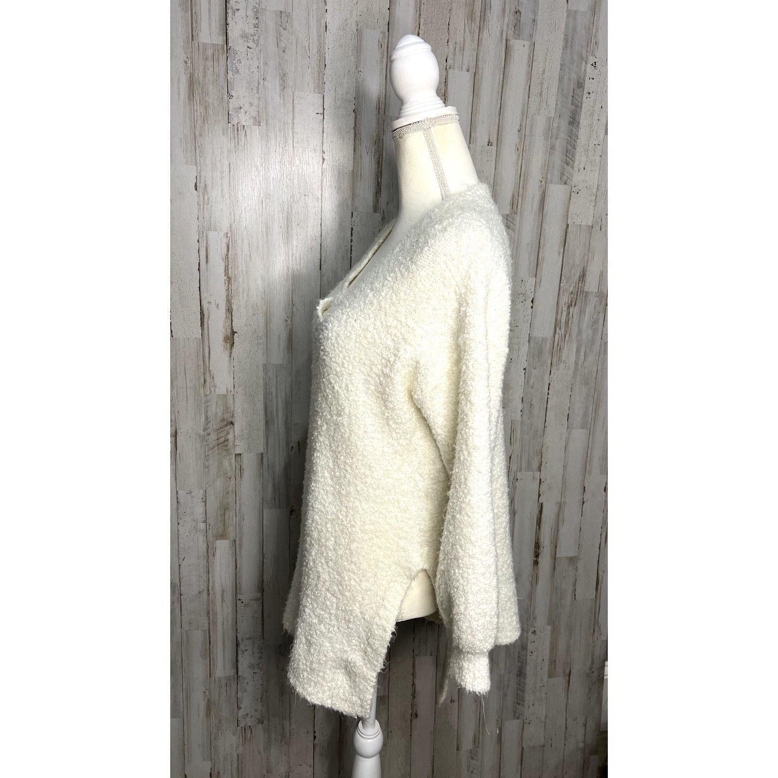 Anthropologie Anthropologie Pilcro Women's XS Ivory V-Neck Tunic Sweater Size XS / US 0-2 / IT 36-38 - 5 Thumbnail