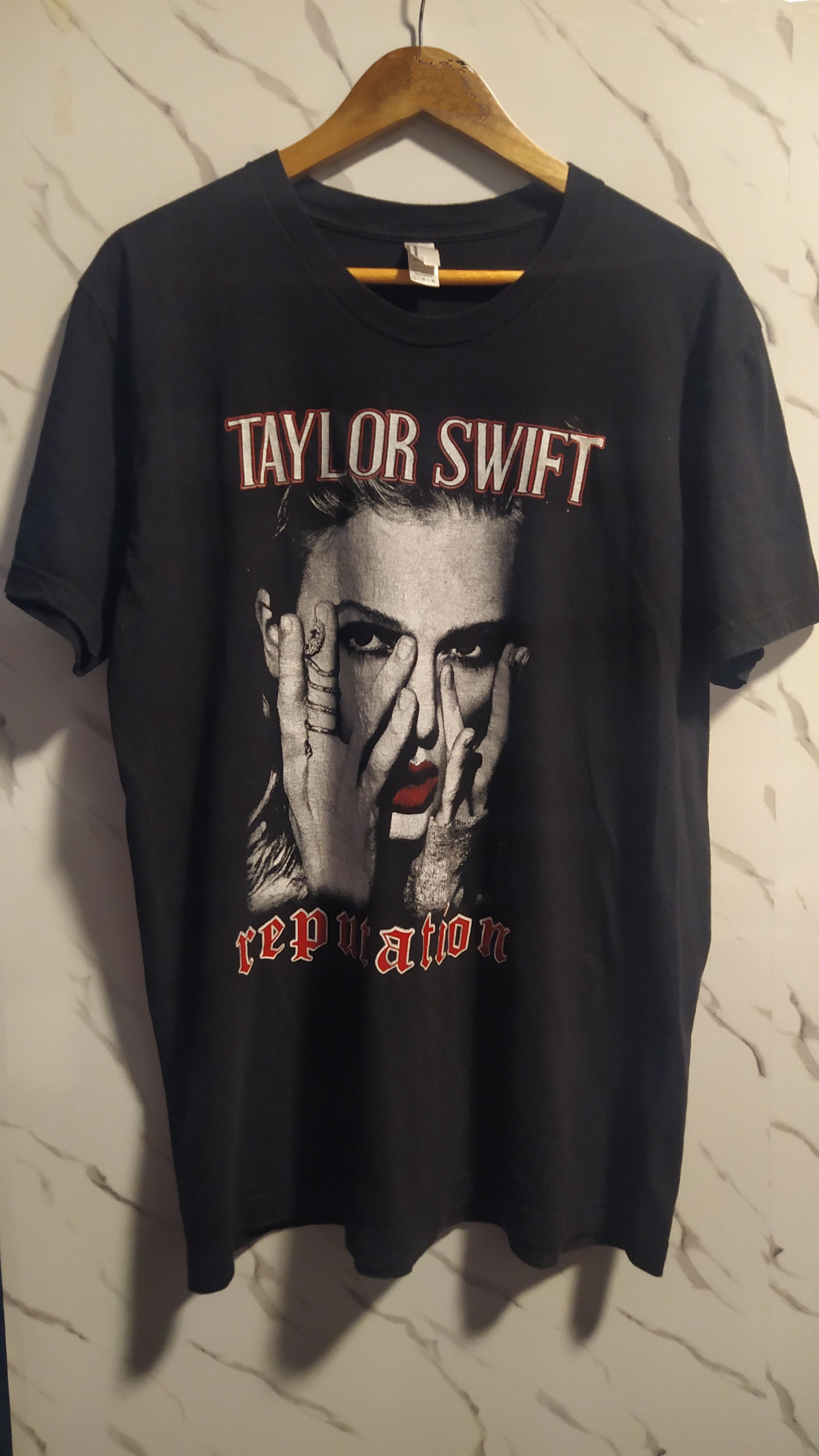 Band Tees × Vintage Taylor Swift x Earth Crisis T-Shirt | Grailed