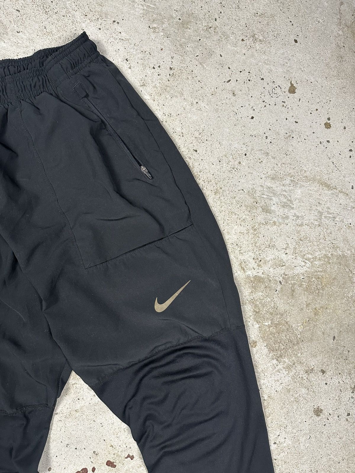 Nike Vintage Y2K Nike Black Track Pants Swoosh rare Size US 34 / EU 50 - 6 Thumbnail