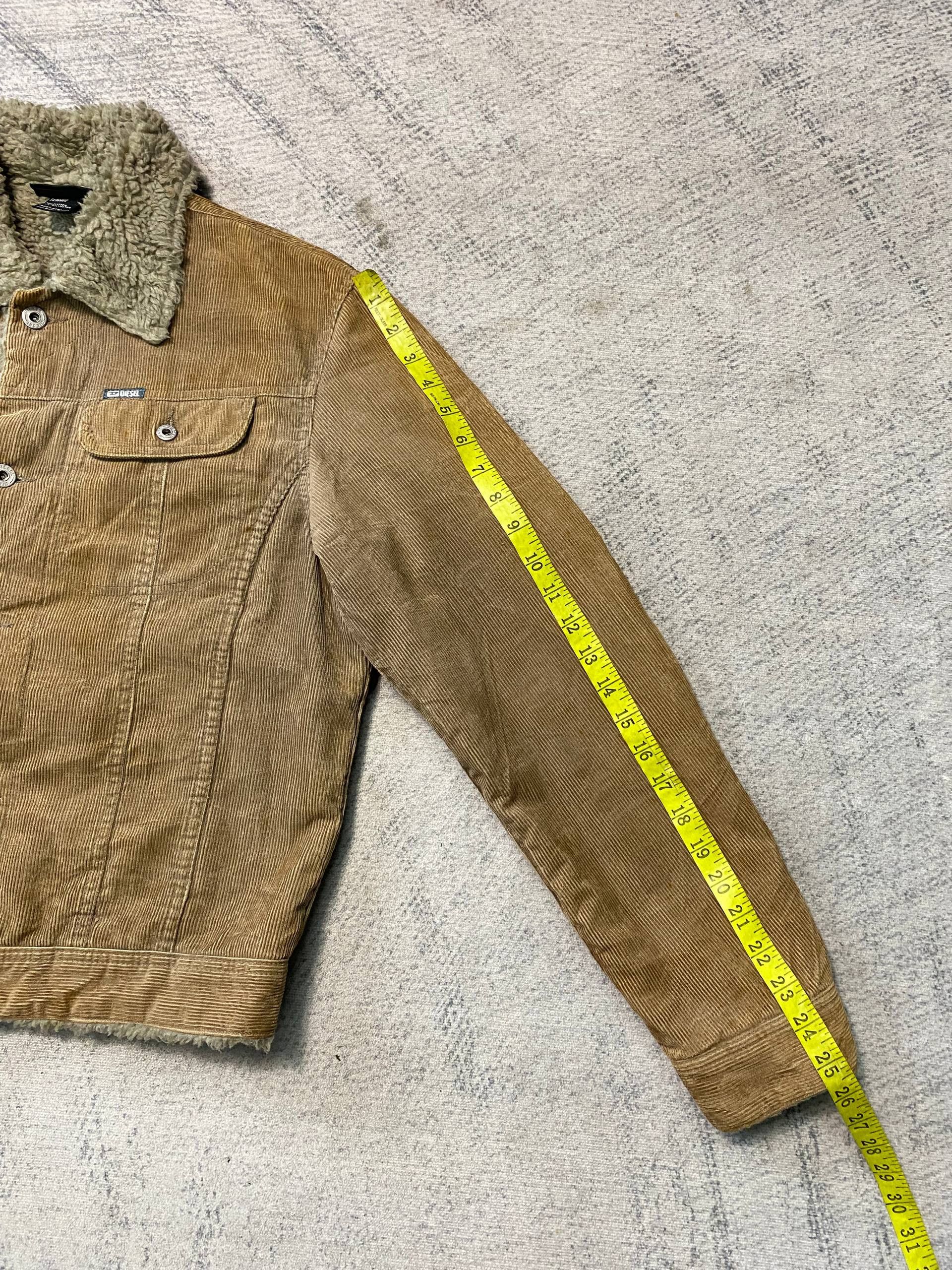 Diesel Vintage Diesel Corduroy Sherpa Lined Trucker Jacket Size US M / EU 48-50 / 2 - 14 Thumbnail