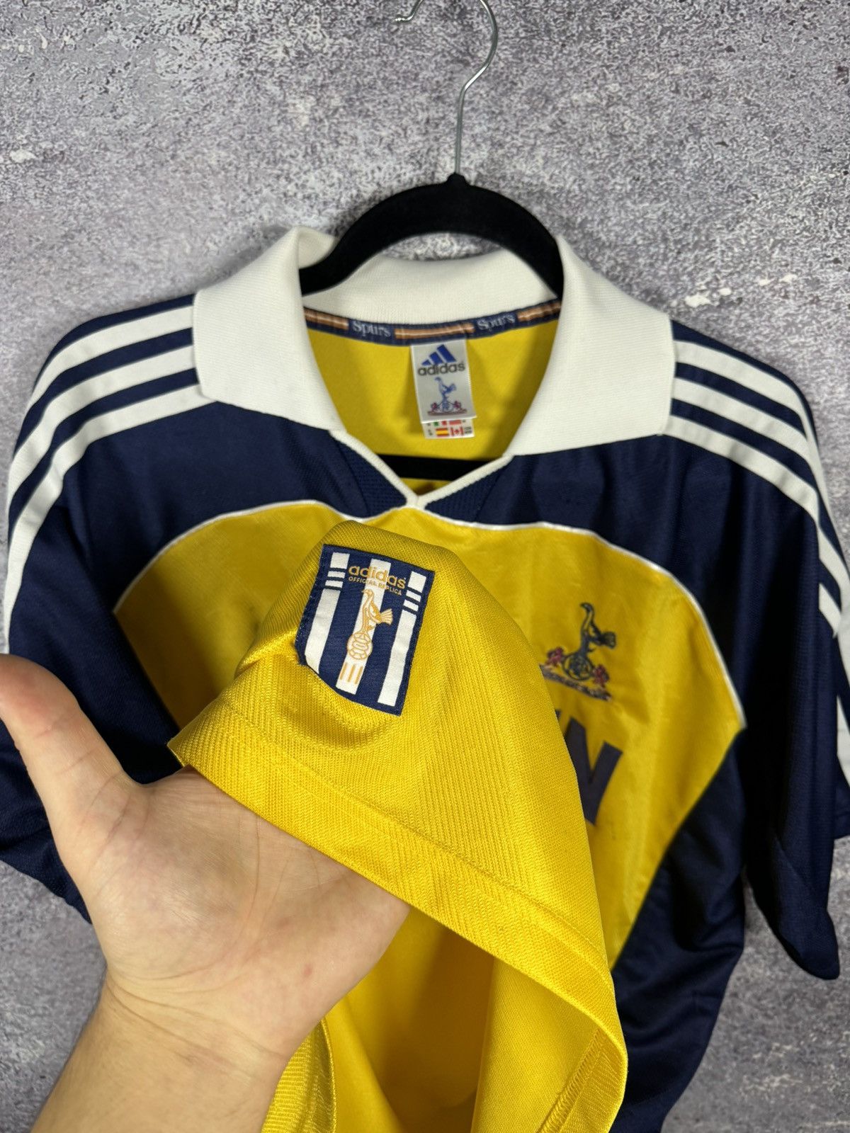 Adidas × Vintage 90’s Vintage Tottenham 1999/00 Away Adidas Soccer Jersey M Size US M / EU 48-50 / 2 - 8 Thumbnail