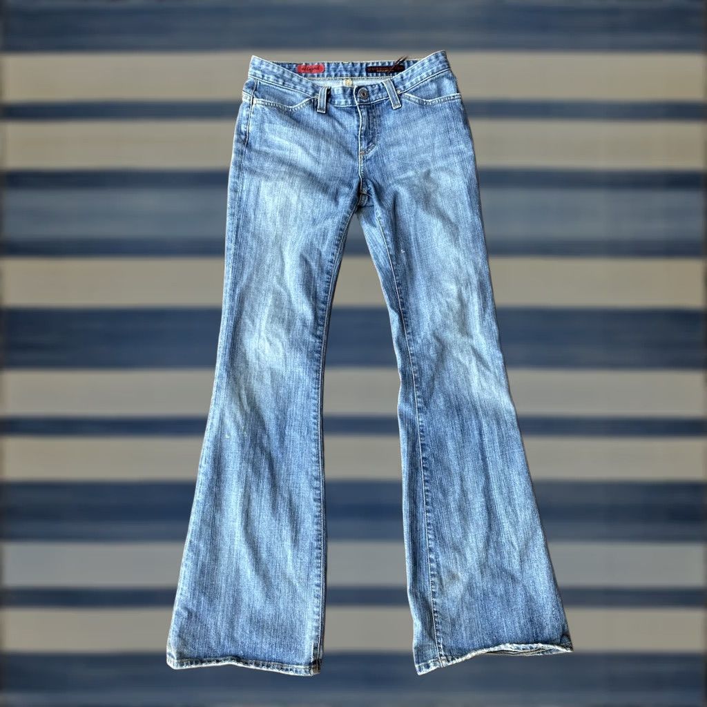 Vintage VINTAGE AG Adriano Goldschmied The Legend Flared Jeans 28R Denim Distressed 5-Pocket Women's Blue Slim Fit Distressed Pockets 33in Inseam Jeans Women Size 28" / US 6 / IT 42 - 1 Thumbnail