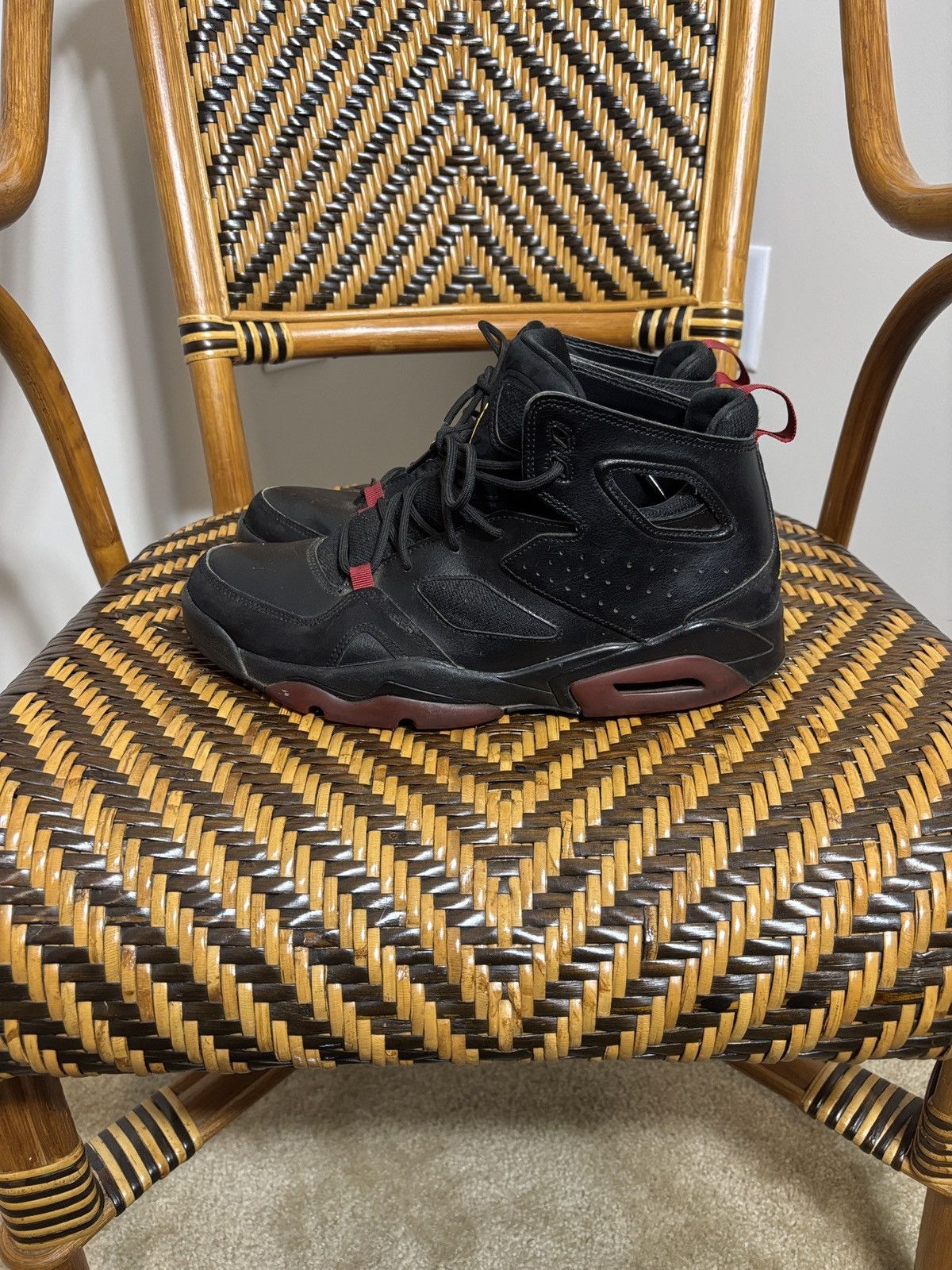 Jordan Brand Air Jordan Flight Club 91 Black Red Dandelion 555475-067 Size US 9.5 / EU 42-43 - 1 Thumbnail