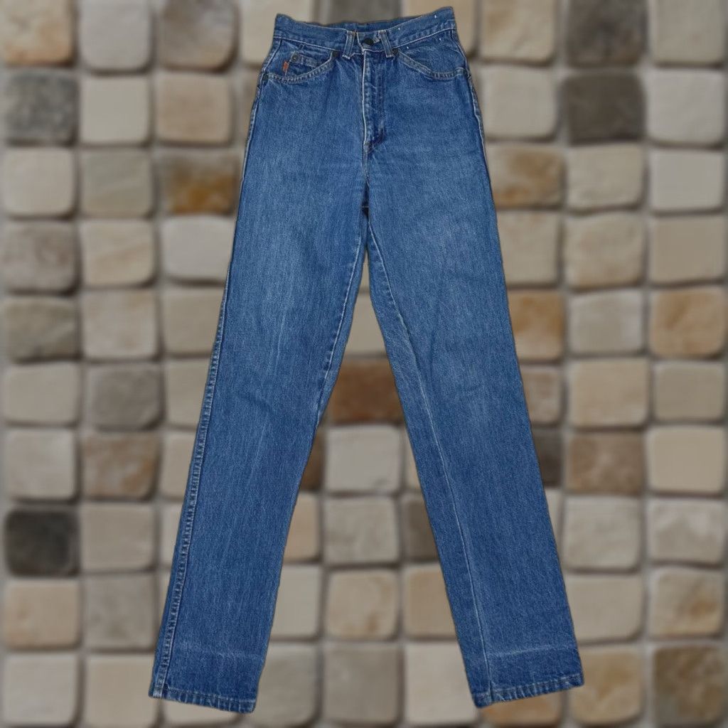 Levi's VINTAGE Levi's Jeans Womens 23 Denim 5-Pocket Logo Embroidered Blue MOdern Classic Straight Mens Womens Size 40" / US 18 - 1 Thumbnail