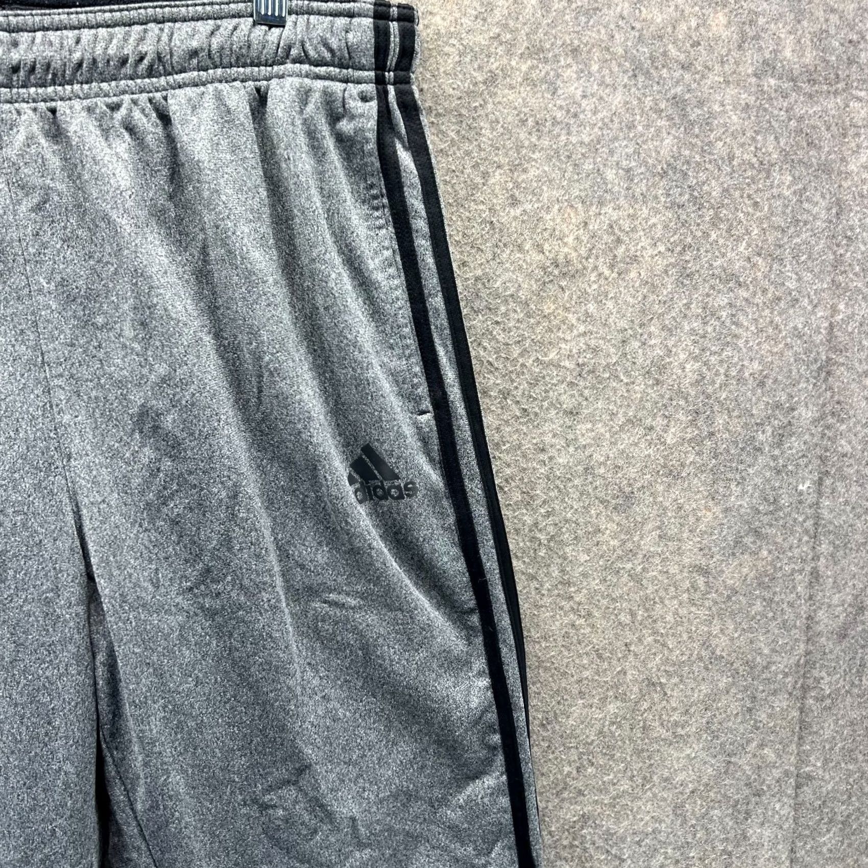 Adidas VINTAGE Adidas Pants Mens L Gray Black Athletic Training Elastic Waist Y2K Size US 33 - 6 Thumbnail