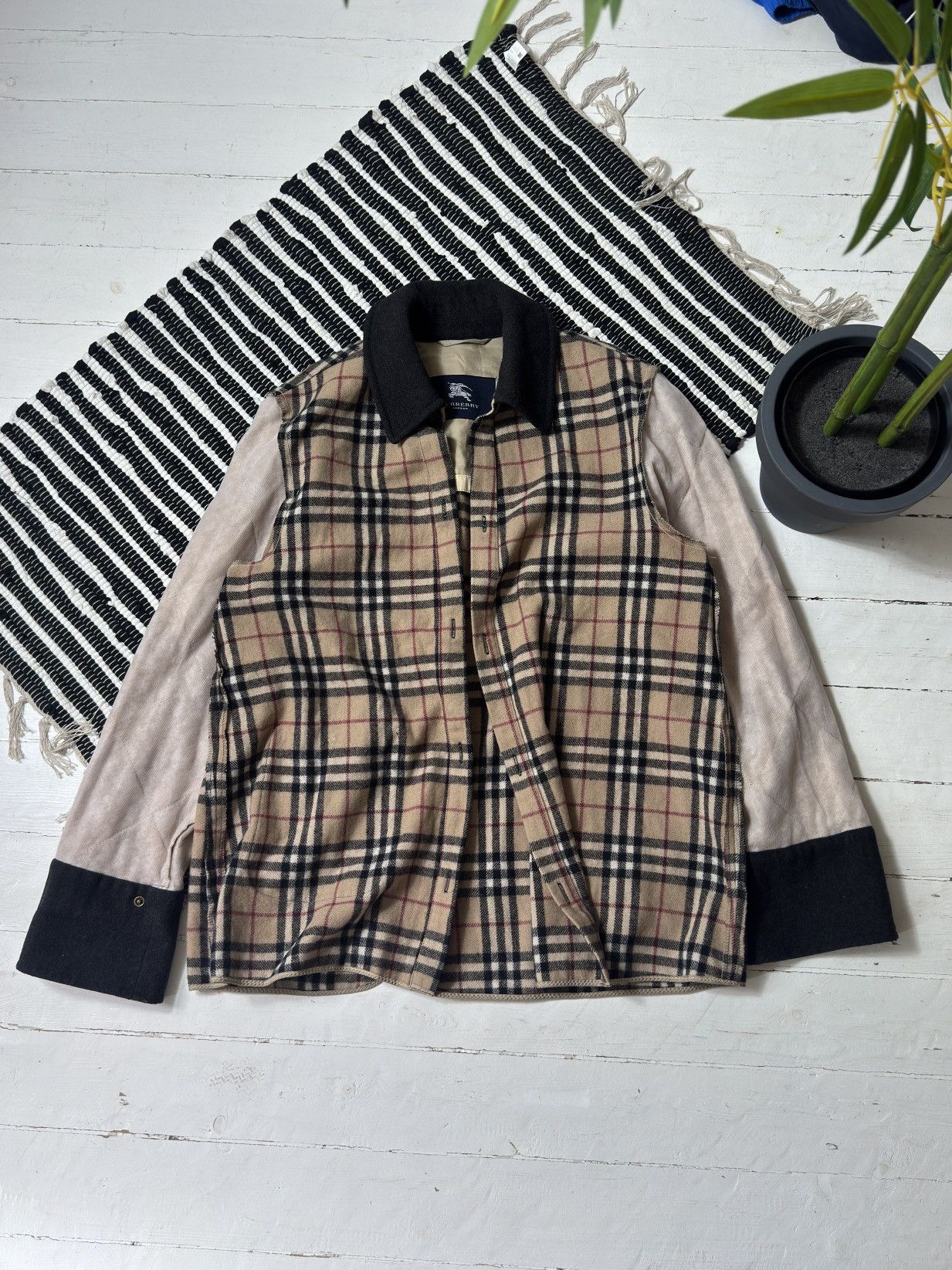 Burberry VINTAGE BURBERRY NOVA CHECK WOOL REMOVABLE LINING JACKET Size M / US 6-8 / IT 42-44 - 1 Thumbnail