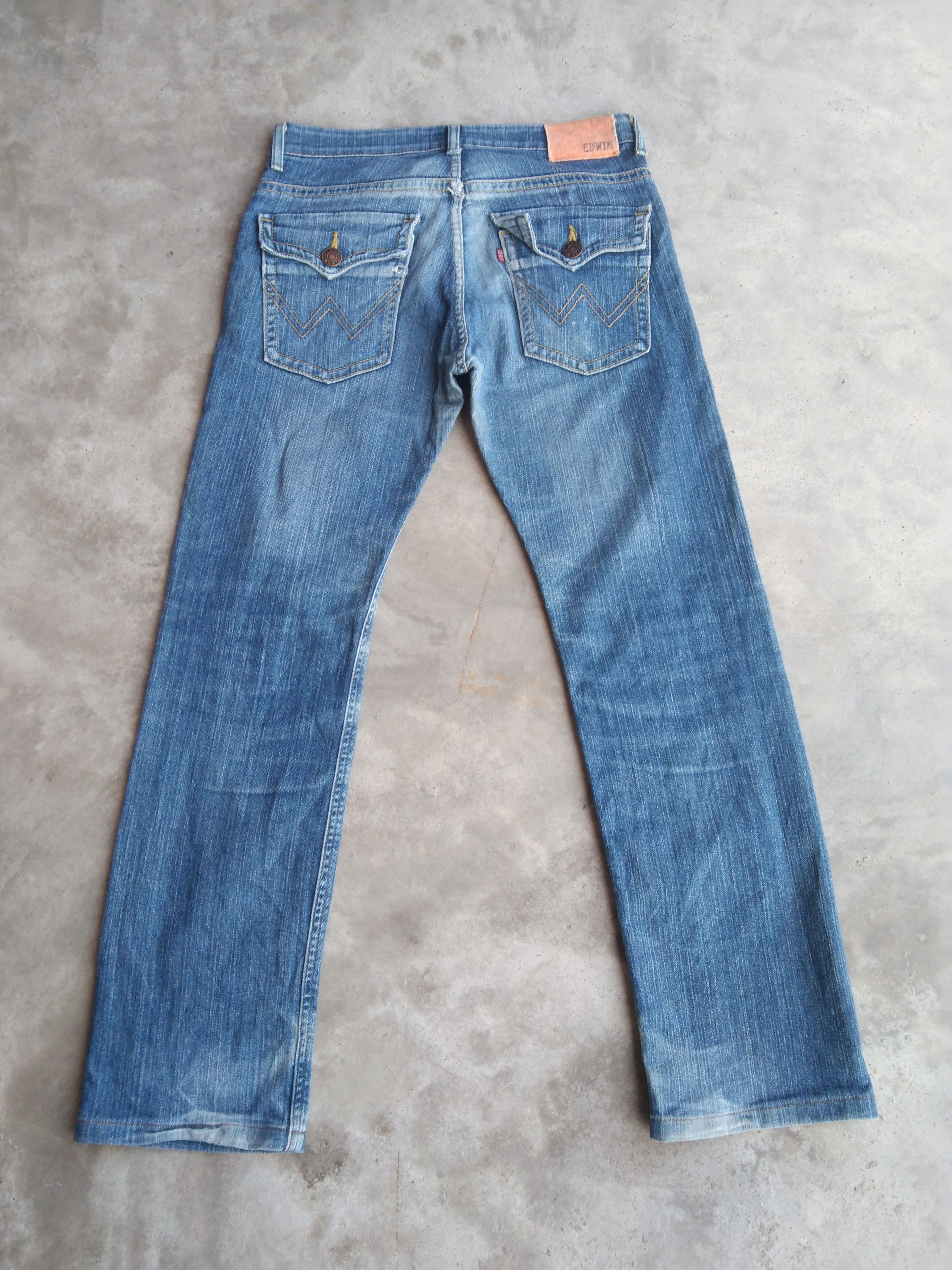 Edwin Vintage Japanese Brand Edwin Distressed Jeans 29x28 Size US 29 - 2 Thumbnail