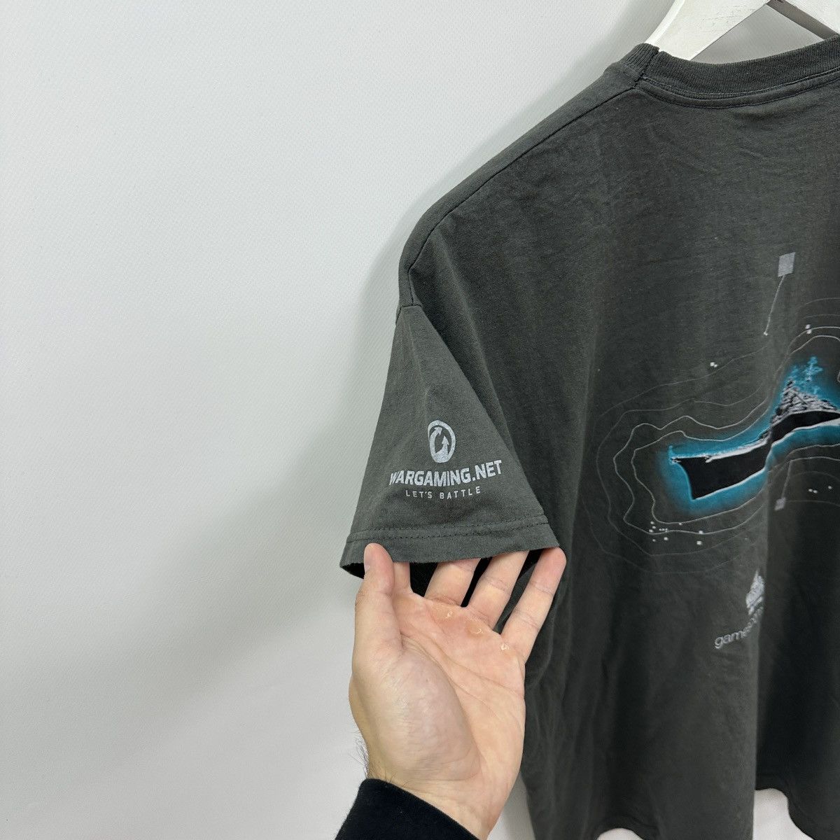 The Game Vintage 00s World Of Tanks Warships WoT tee Gamescome 2015 Size US L / EU 52-54 / 3 - 6 Thumbnail